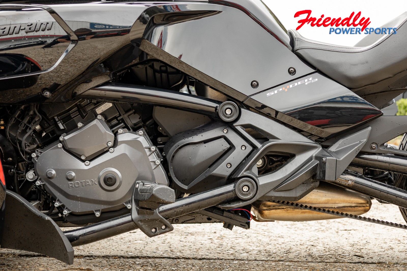 2023 CAN-AM SPYDER F3 1330 SE6 BK