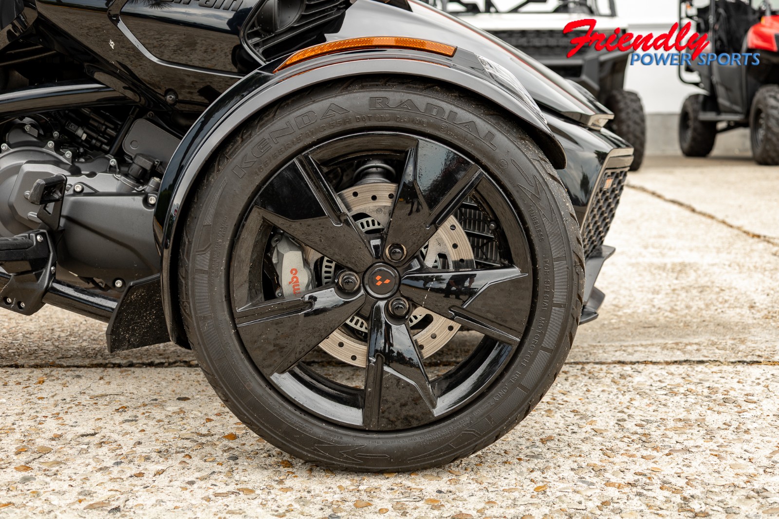2023 CAN-AM SPYDER F3 1330 SE6 BK