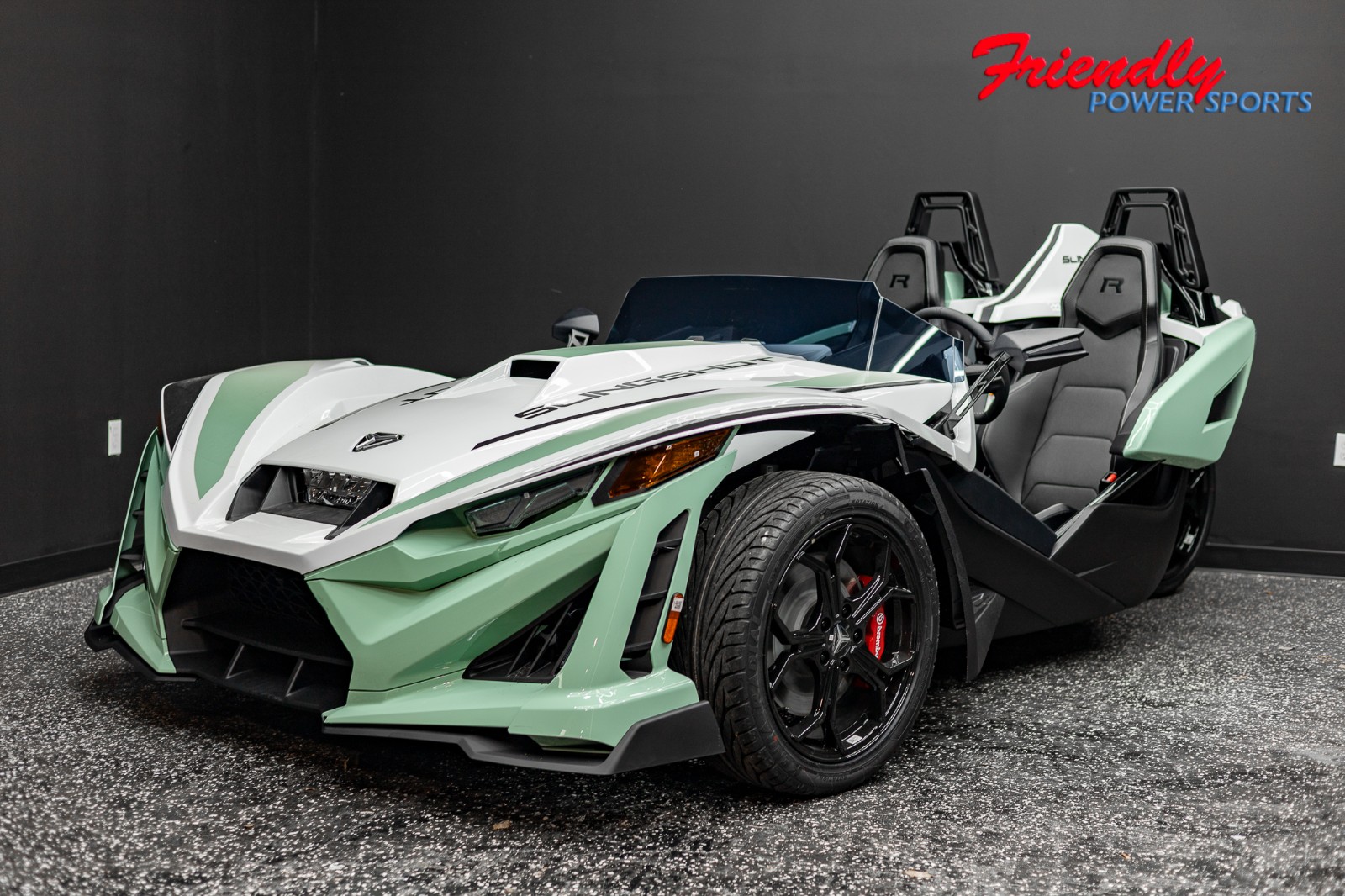 2026 SLINGSHOT R AUTODRIVE - WHITE