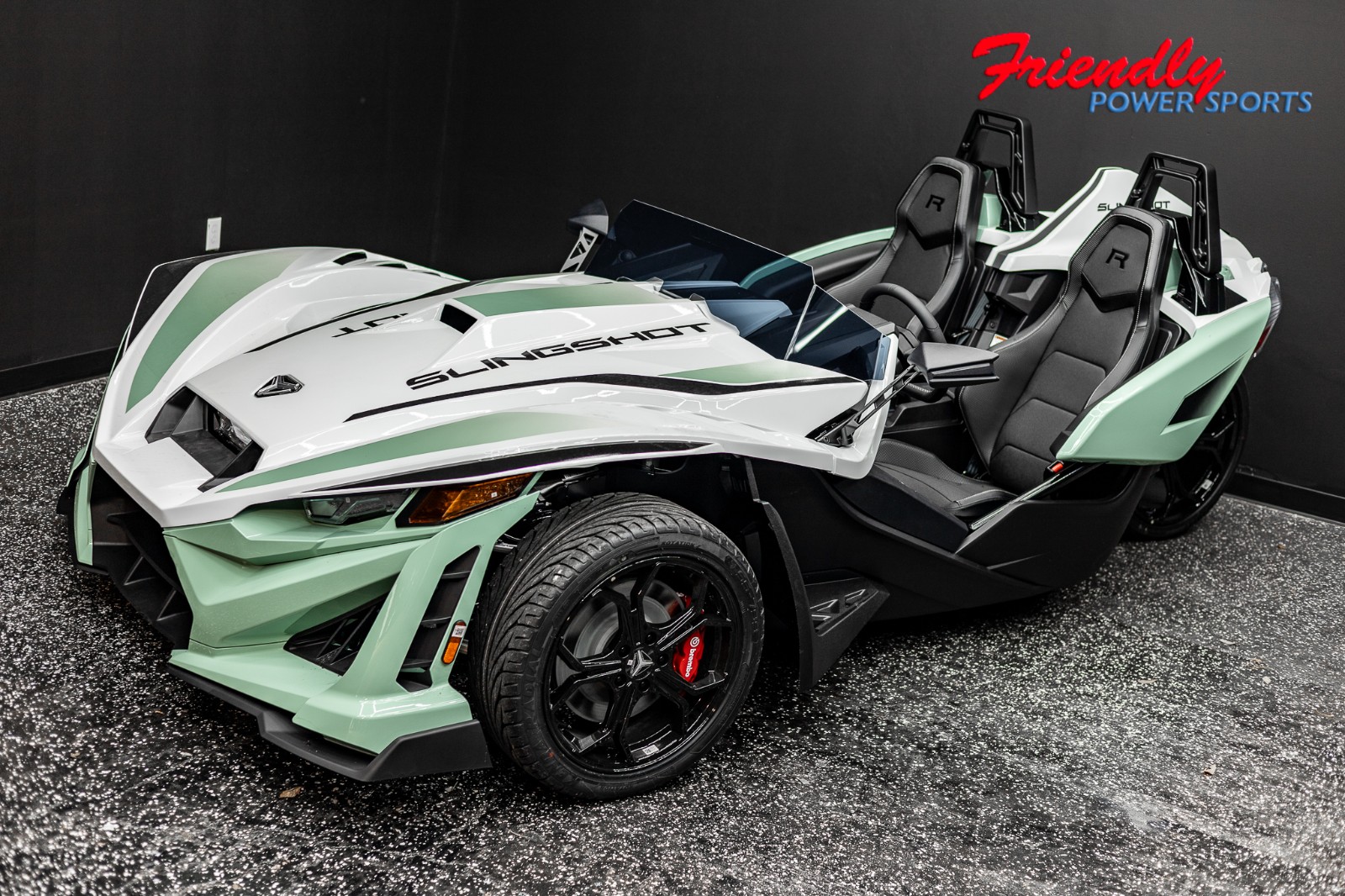 2026 SLINGSHOT R MANUAL - WHITE