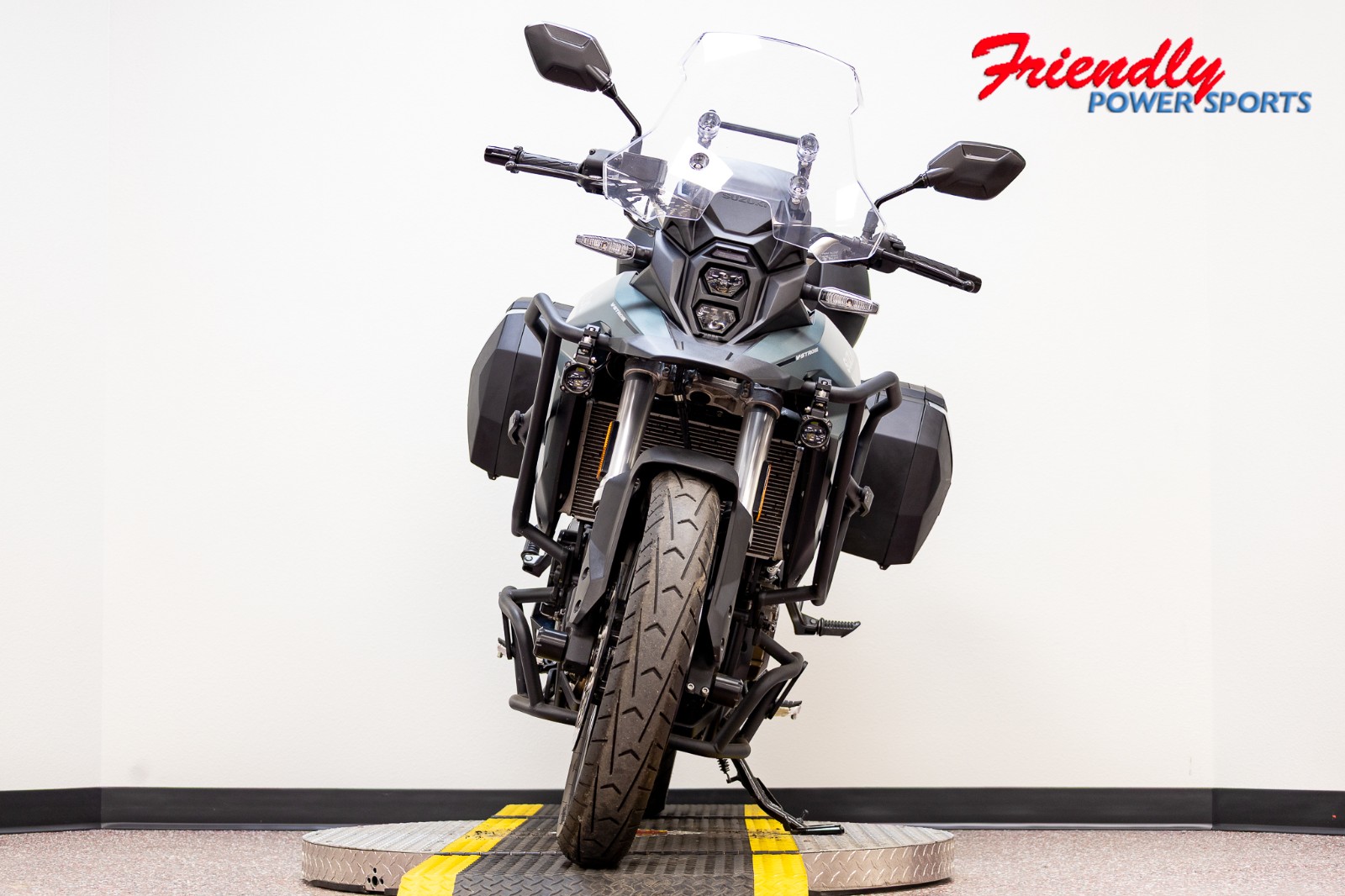2024 SUZUKI V-STROM 800