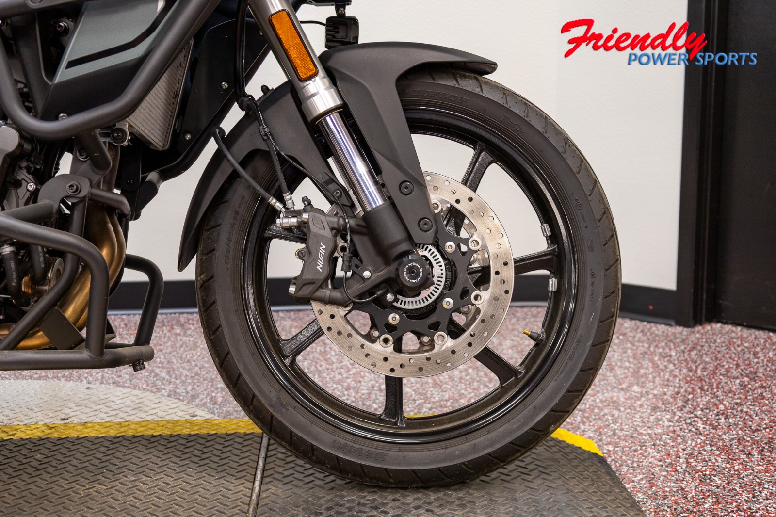 2024 SUZUKI V-STROM 800