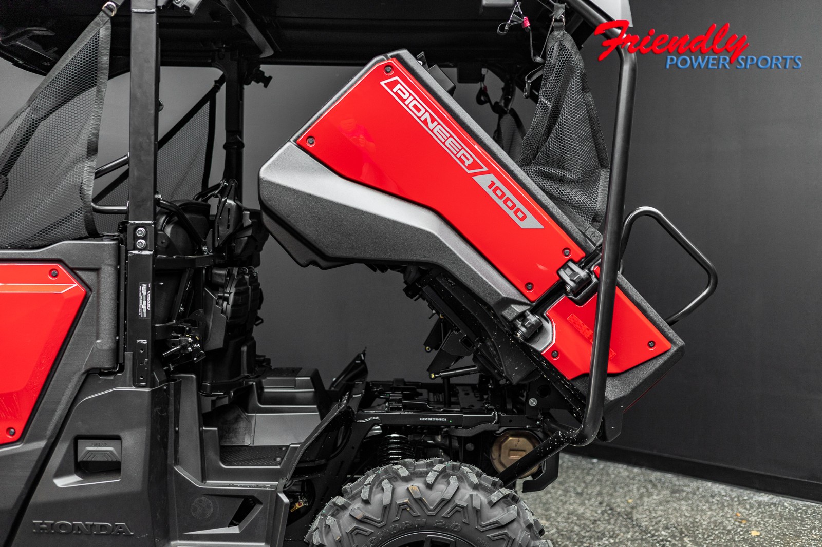 2026 HONDA PIONEER 1000-5 DELUXE