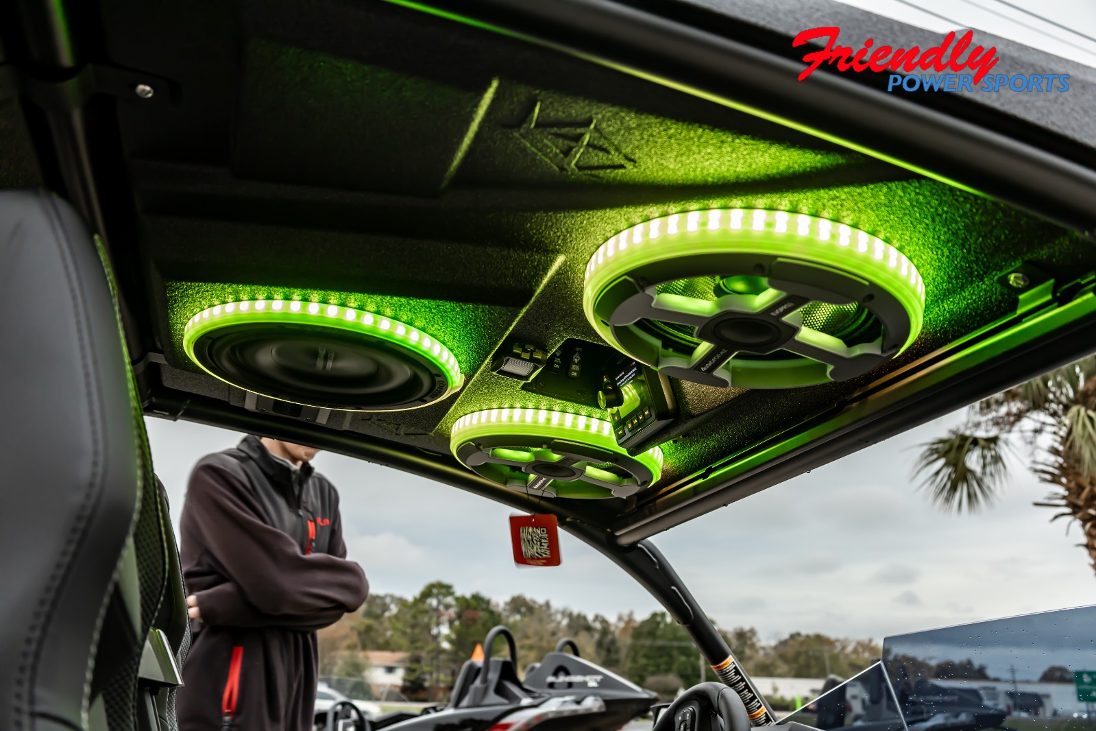 2025 SLINGSHOT SLR (Manual)