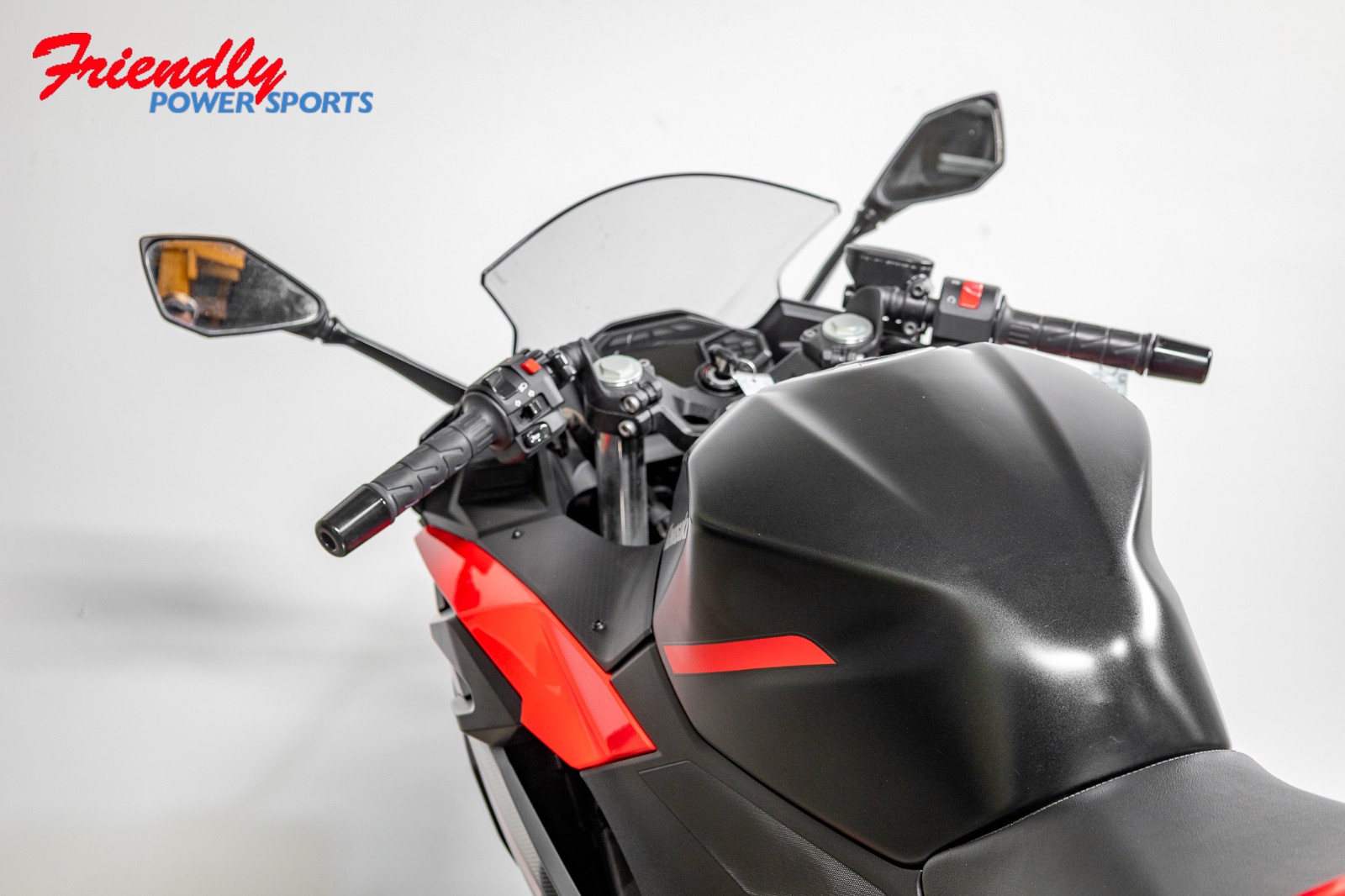 2025 KAWASAKI Ninja® 500 ABS