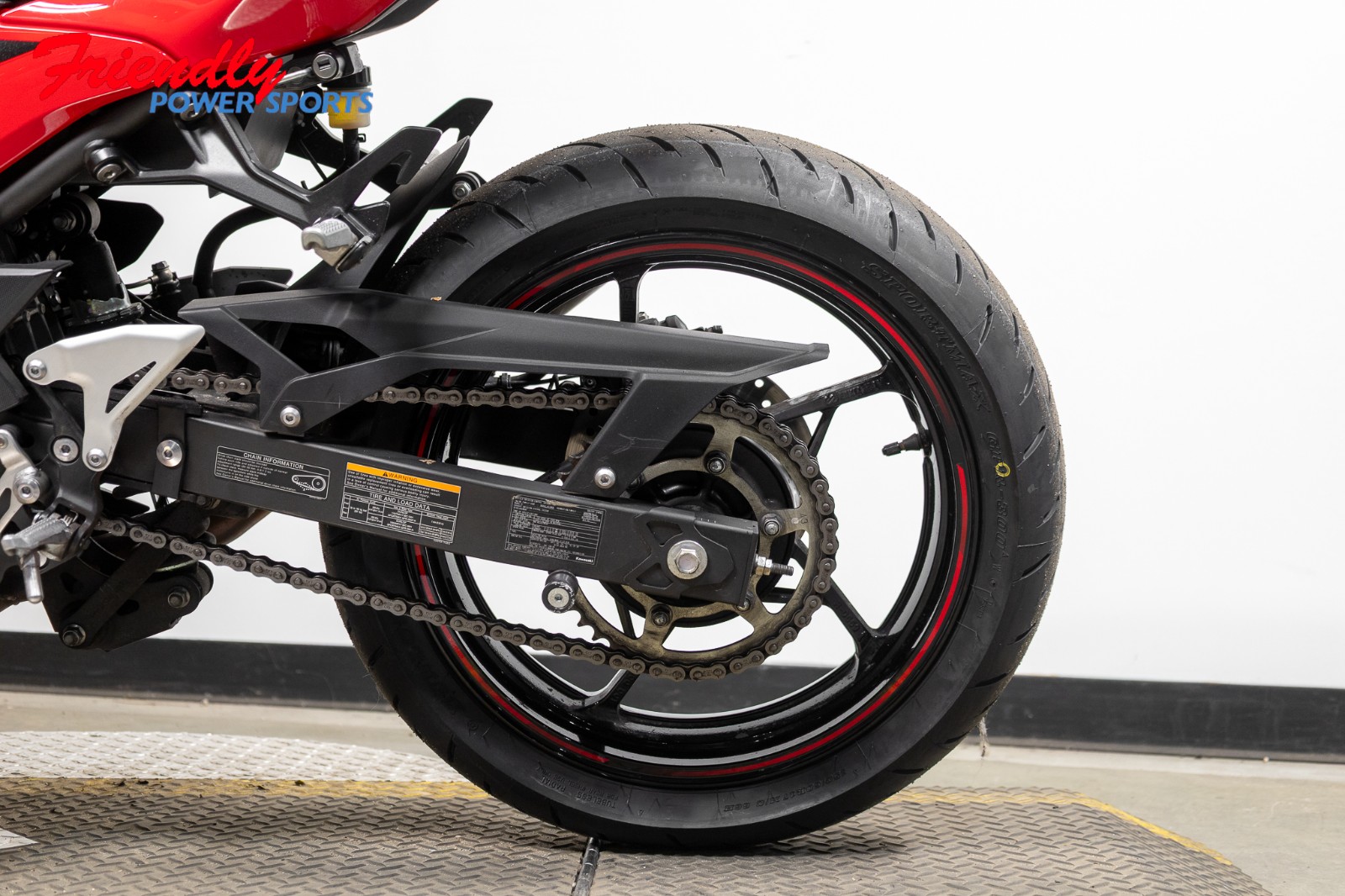 2025 KAWASAKI Ninja® 500 ABS