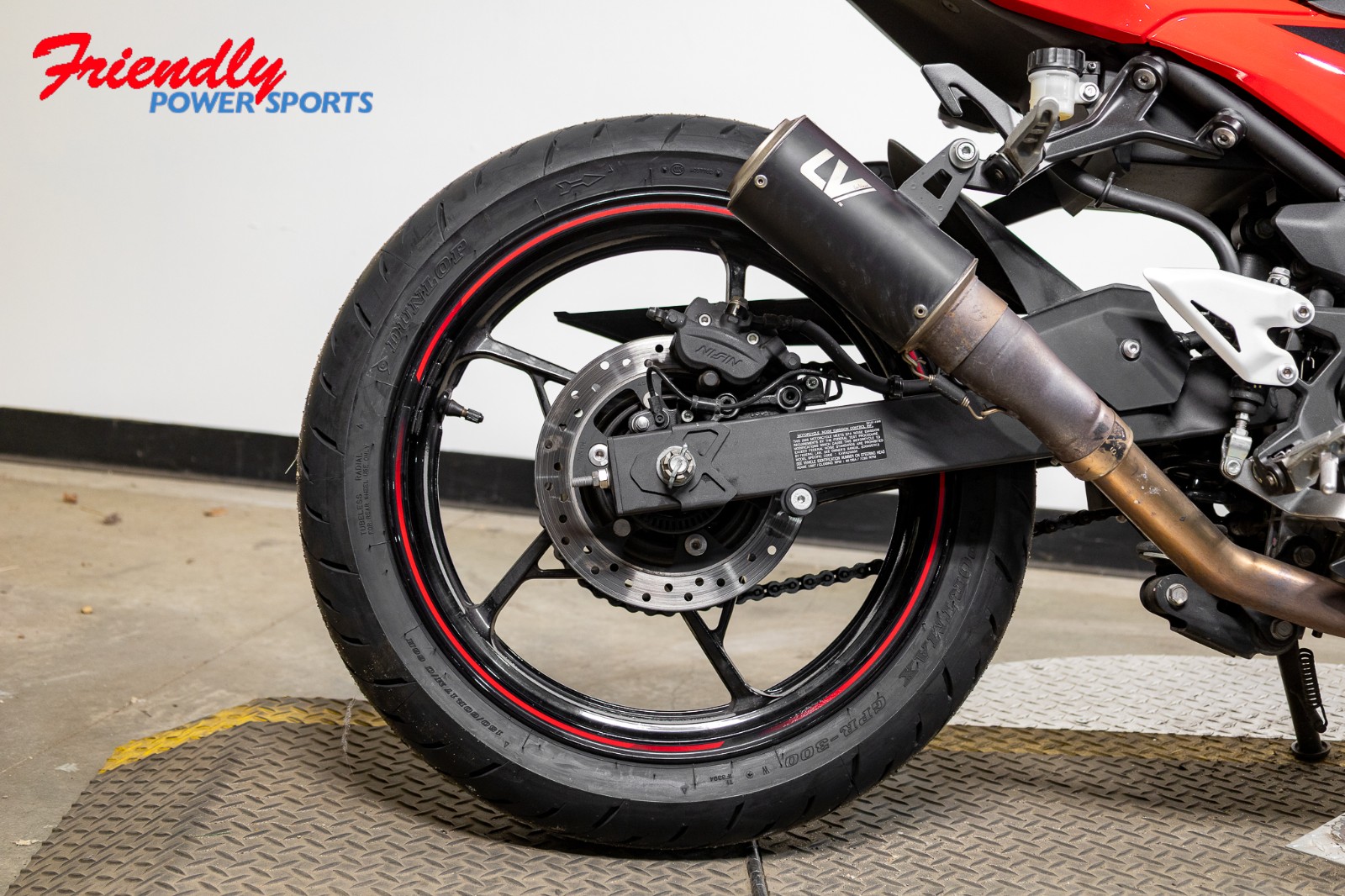 2025 KAWASAKI Ninja® 500 ABS