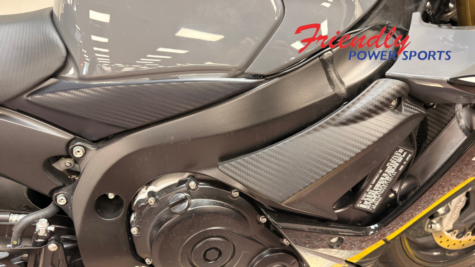 2025 SUZUKI GSX-R750