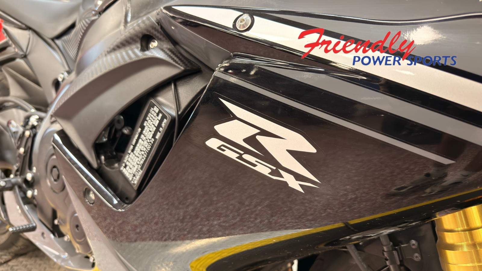 2025 SUZUKI GSX-R750
