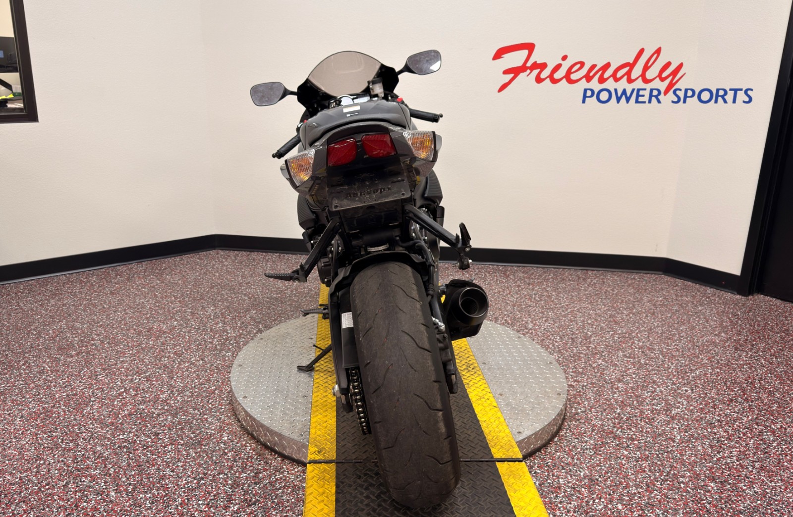 2025 SUZUKI GSX-R750