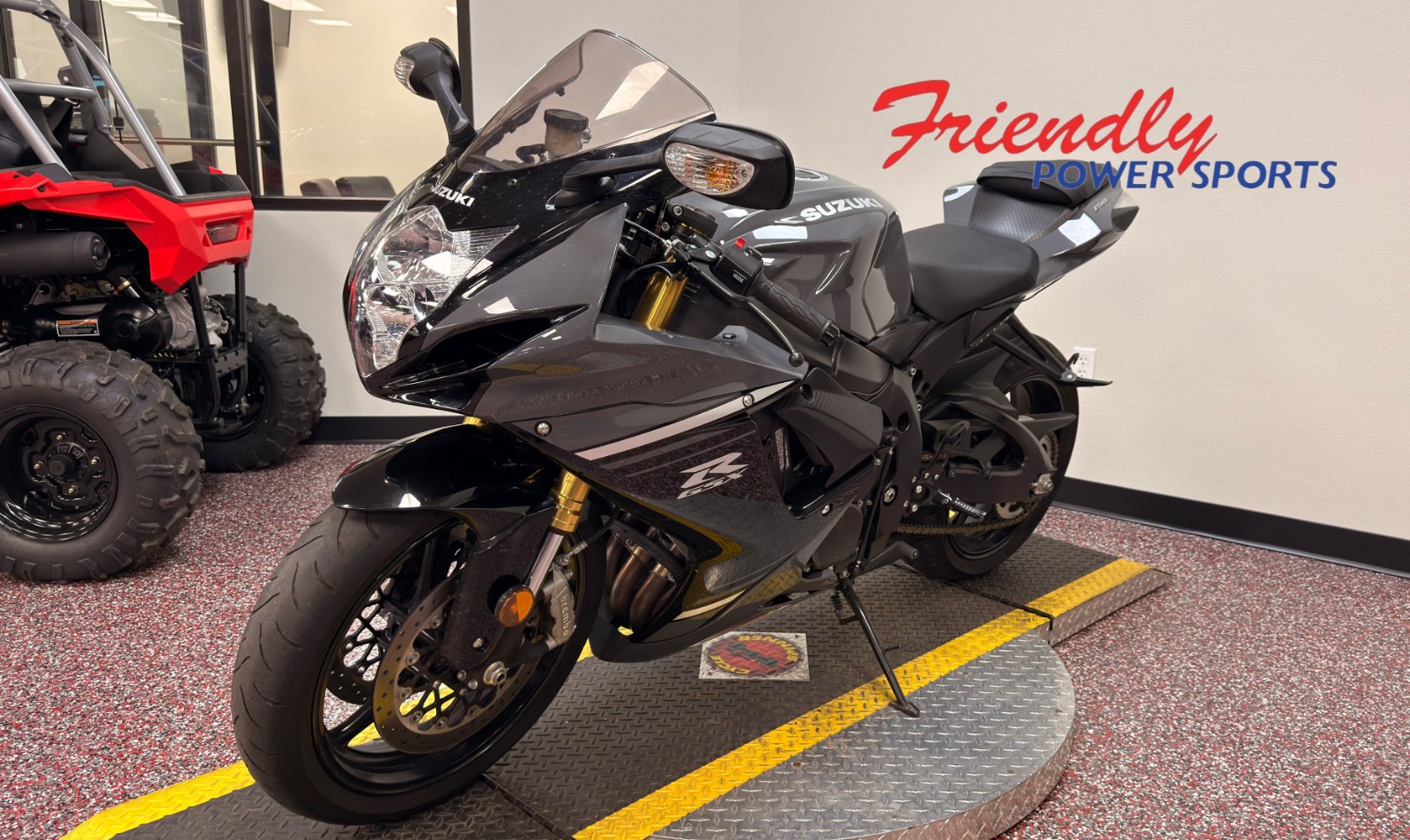 2025 SUZUKI GSX-R750