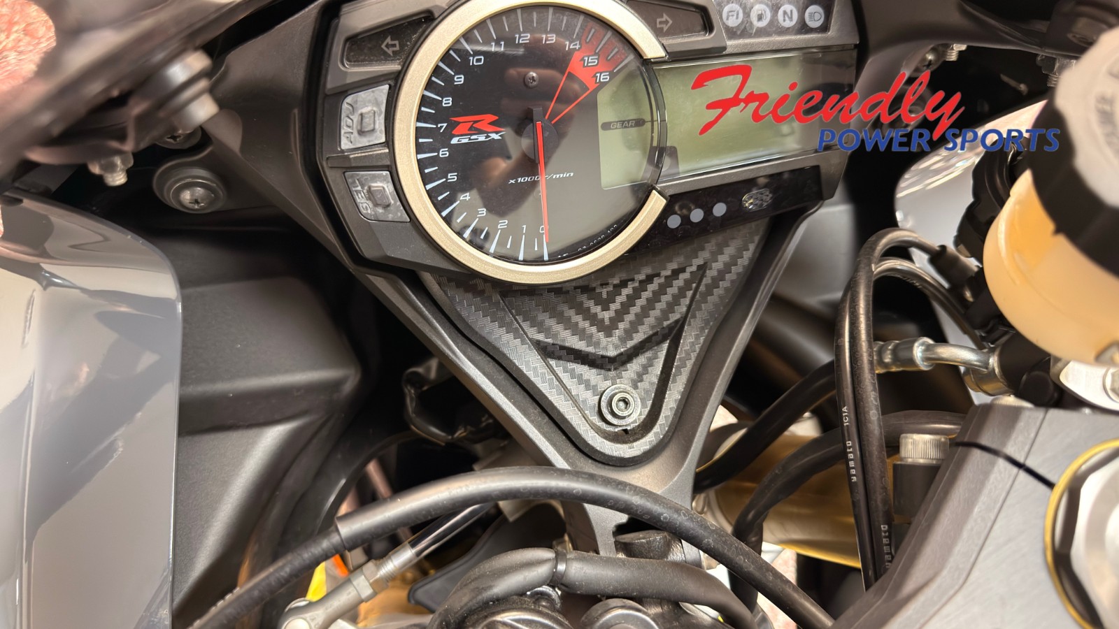 2025 SUZUKI GSX-R750