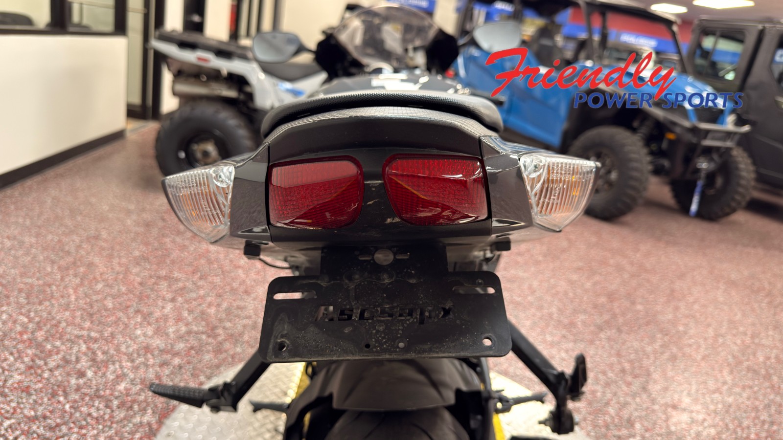 2025 SUZUKI GSX-R750