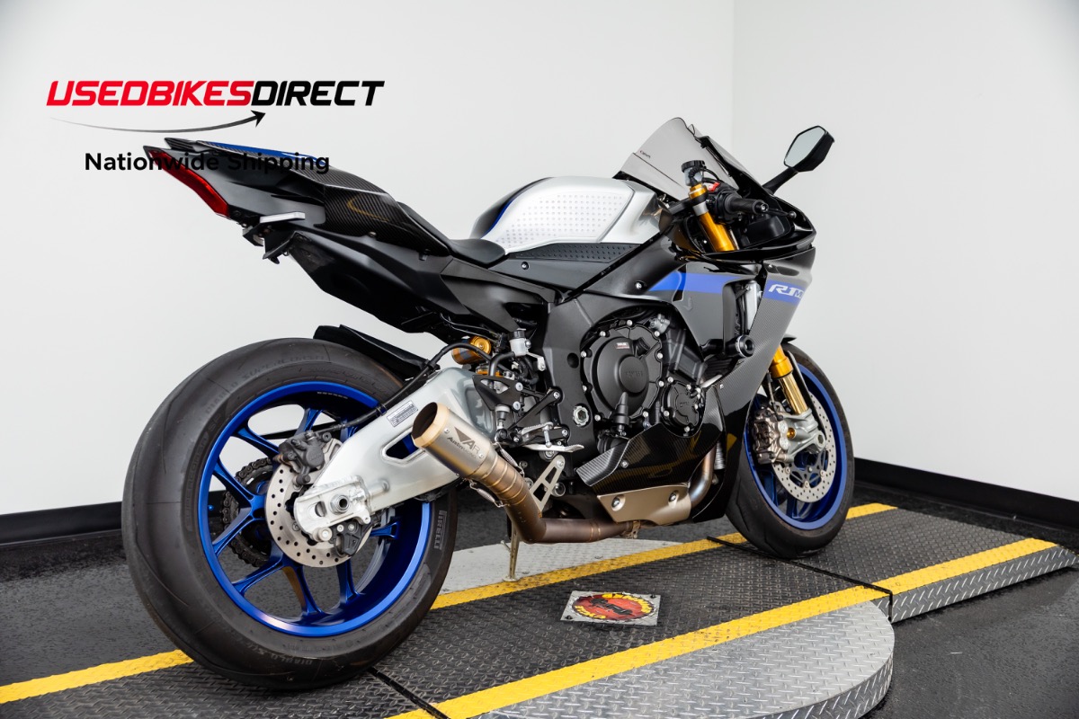 2022 YAMAHA YZF-R1M