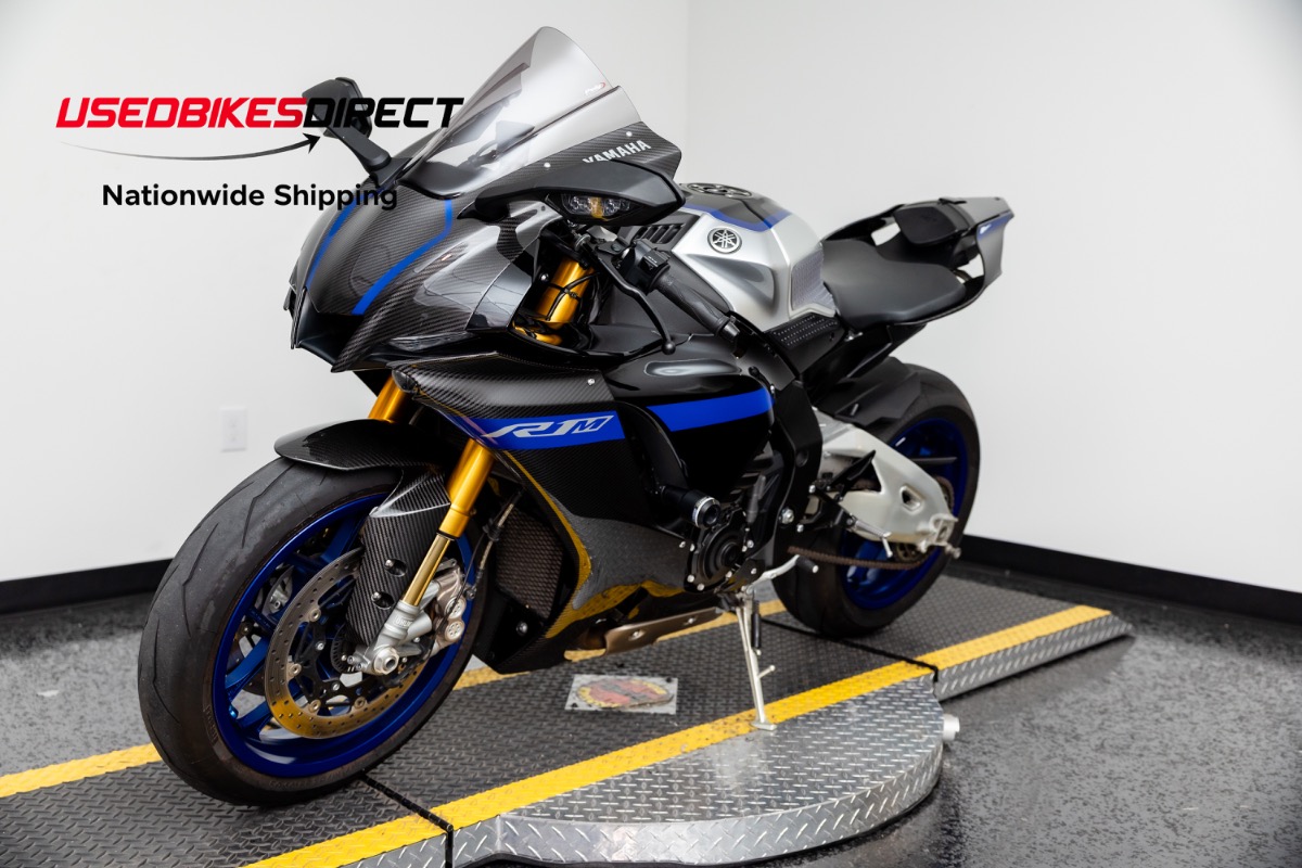 2022 YAMAHA YZF-R1M