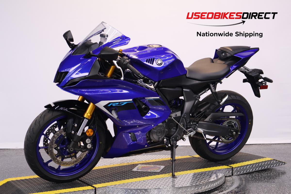 2025 YAMAHA YZF R7