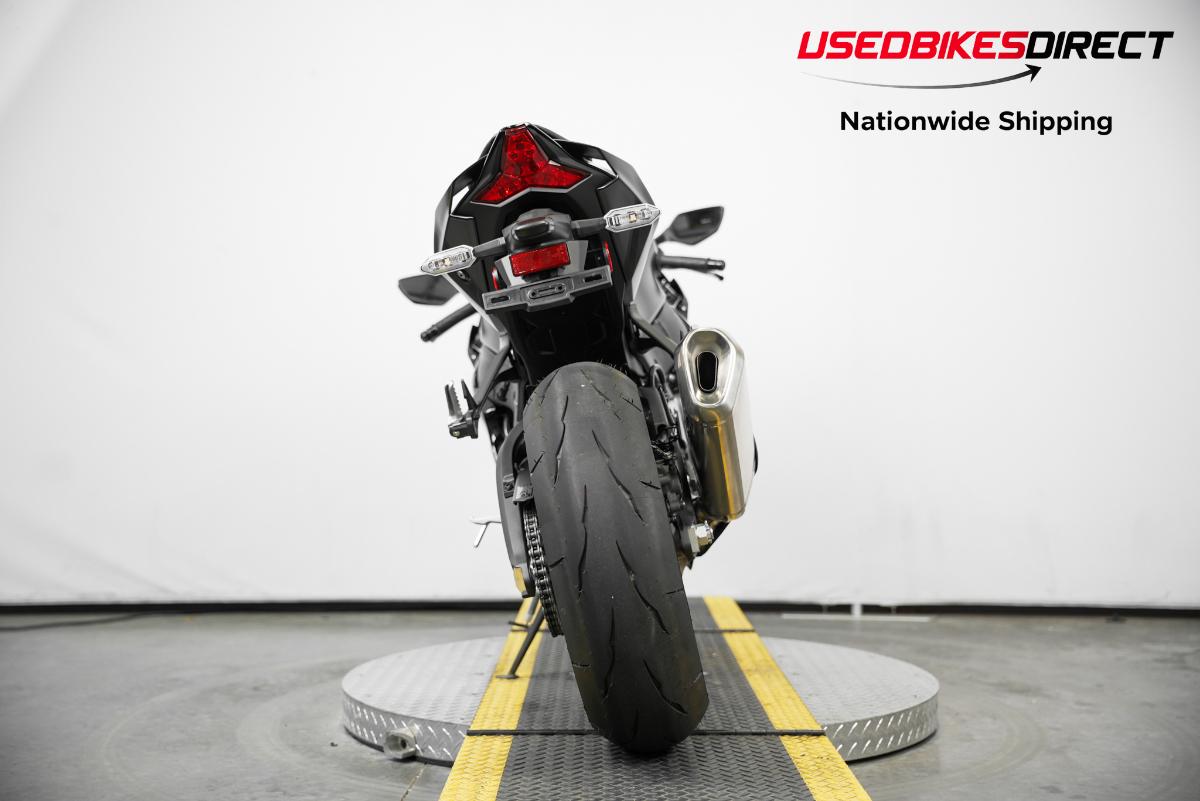 2025 KAWASAKI NINJA ZX-10R