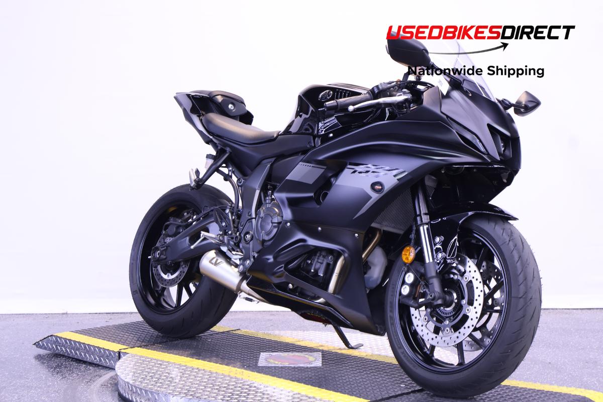 2025 YAMAHA YZF-R7