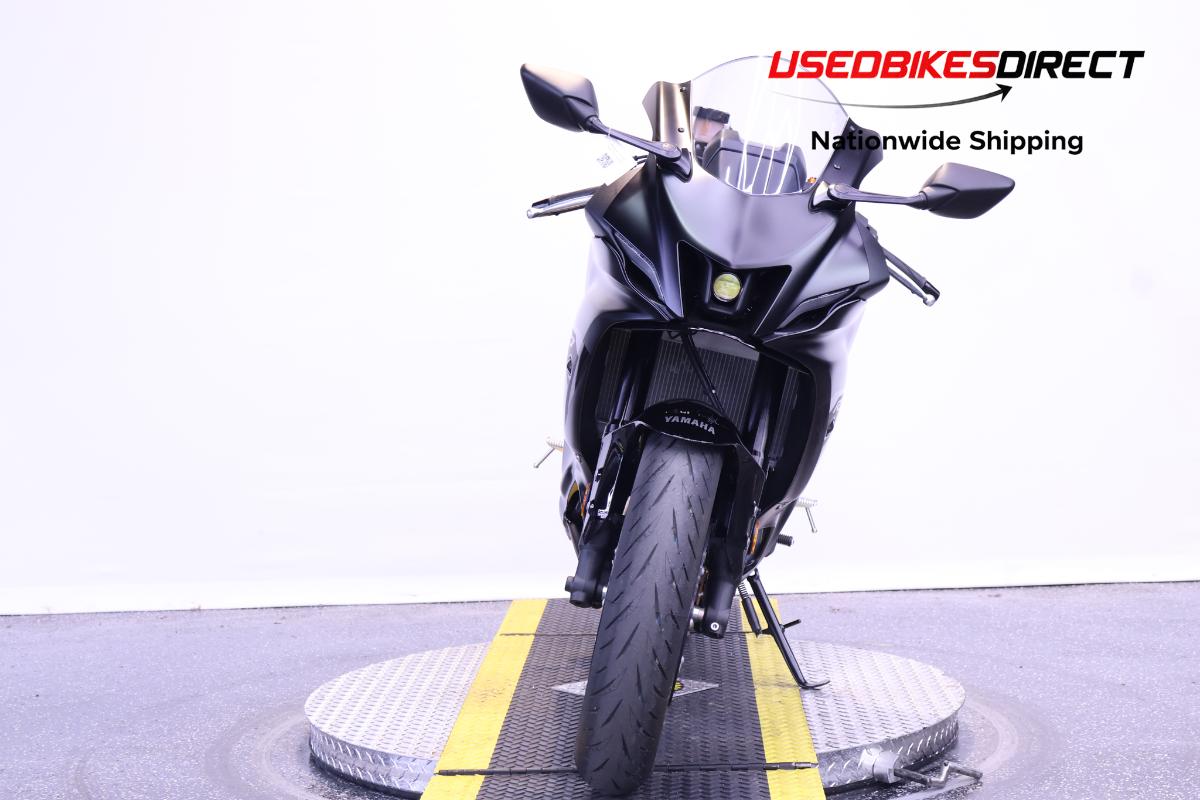 2025 YAMAHA YZF-R7