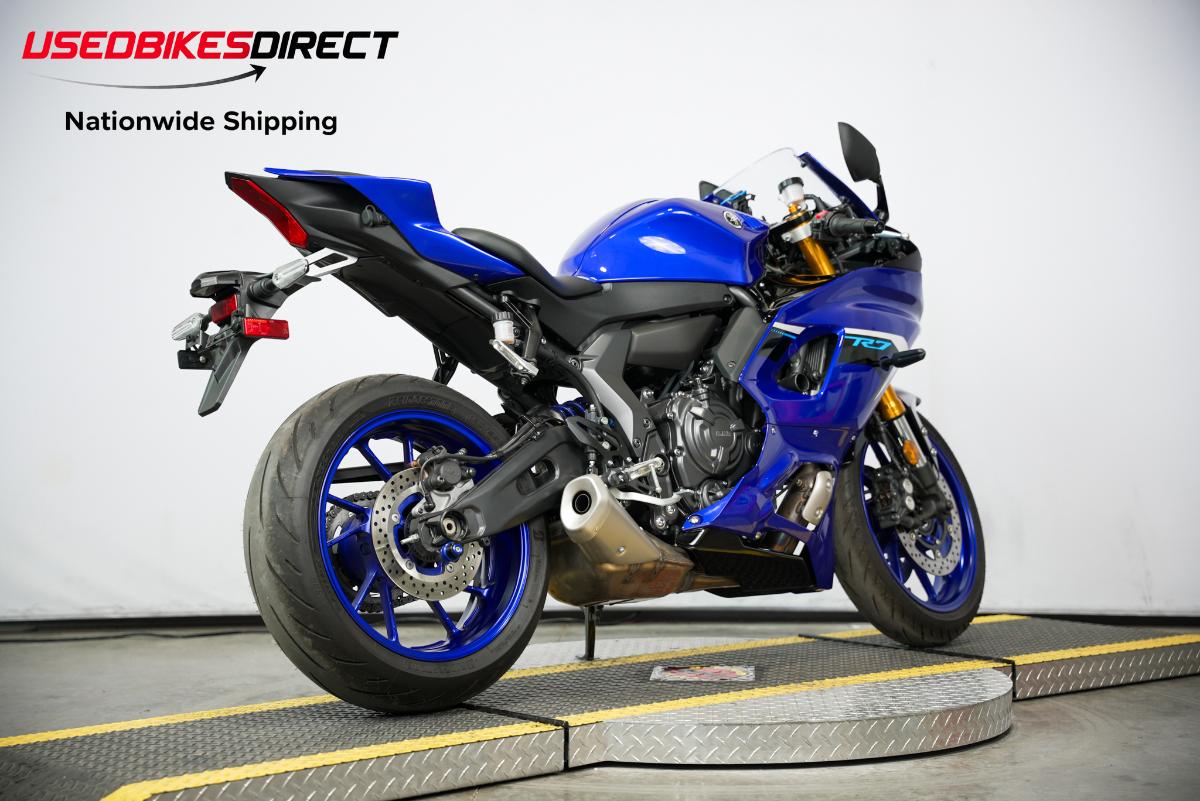 2025 YAMAHA YZF R7