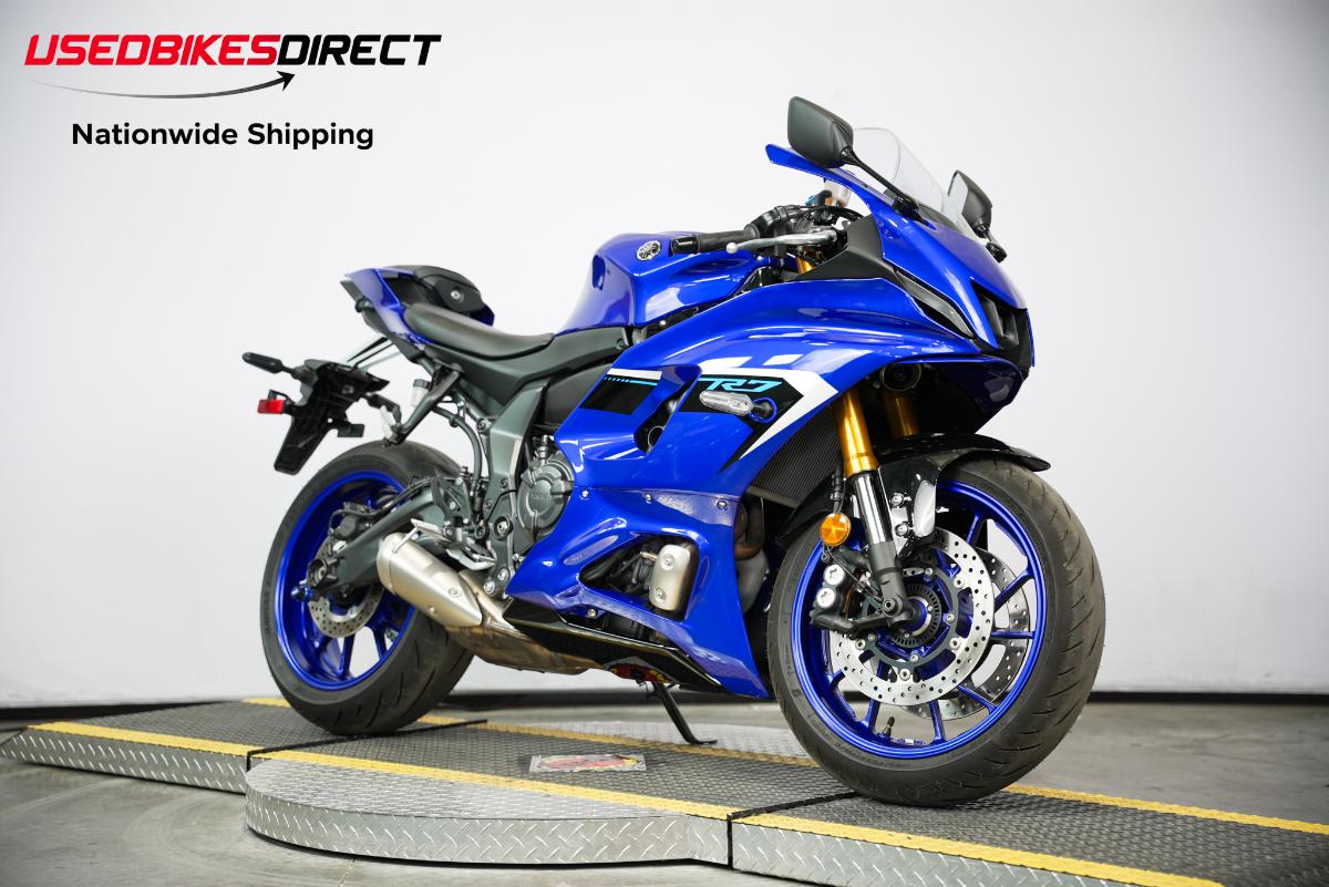 2025 YAMAHA YZF R7