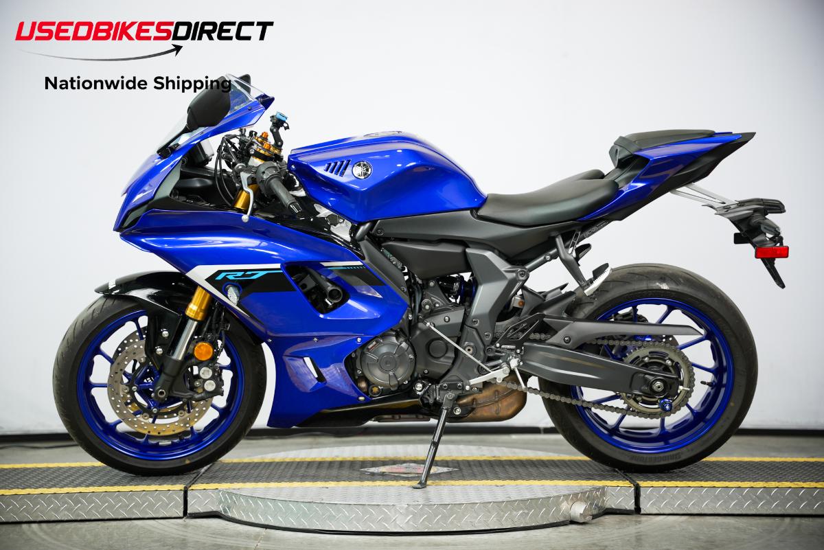2025 YAMAHA YZF R7