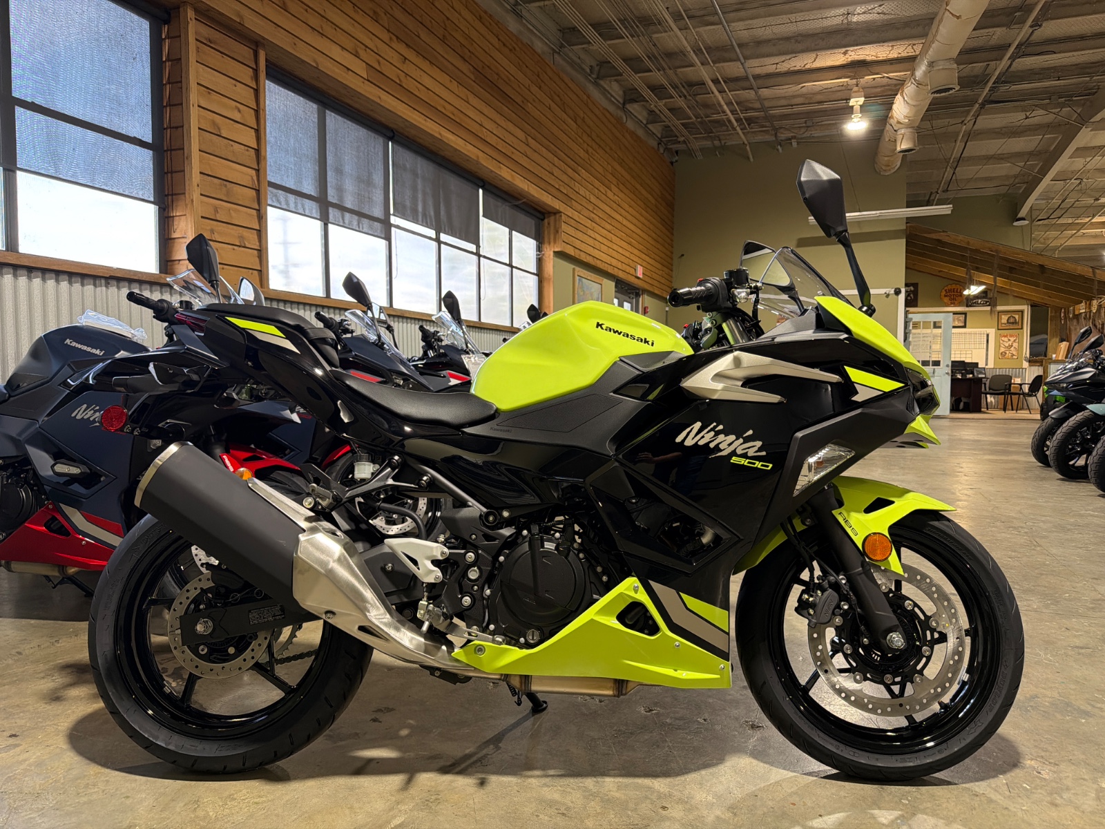 2026 KAWASAKI Ninja® 500 ABS