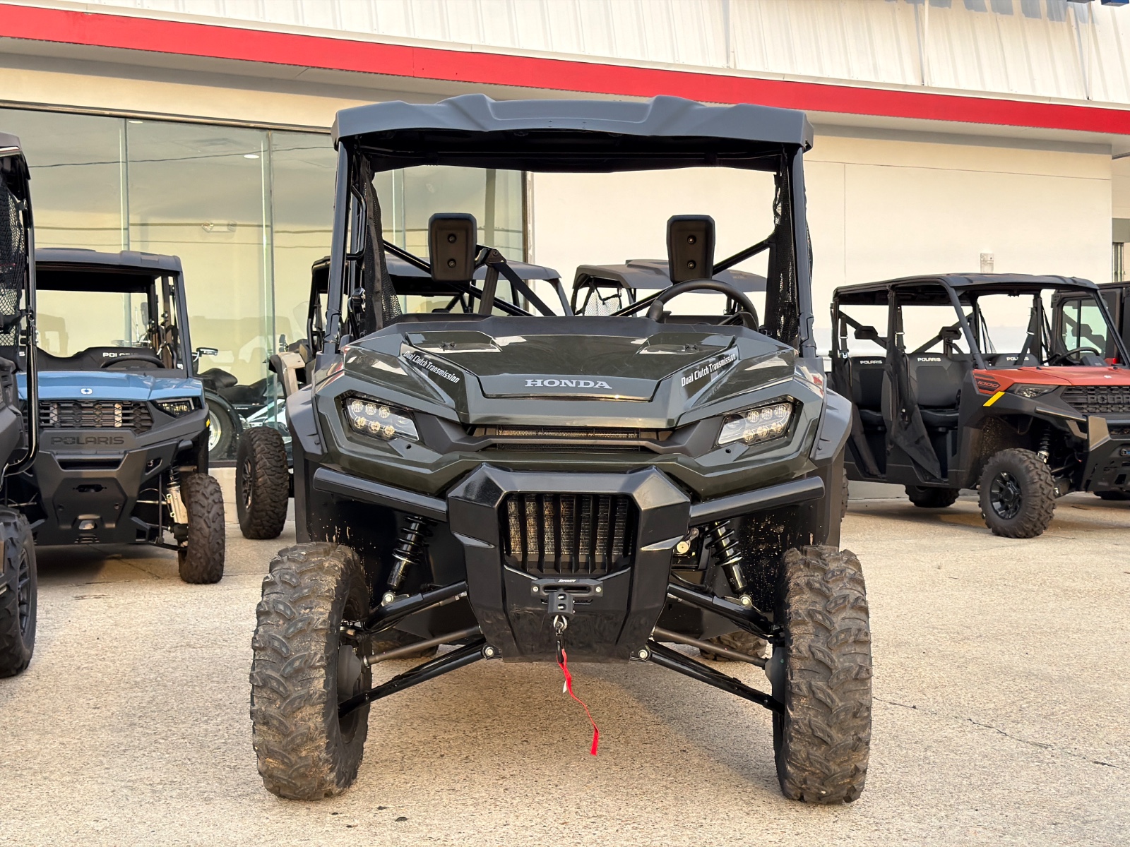 2025 HONDA Pioneer 1000 Deluxe
