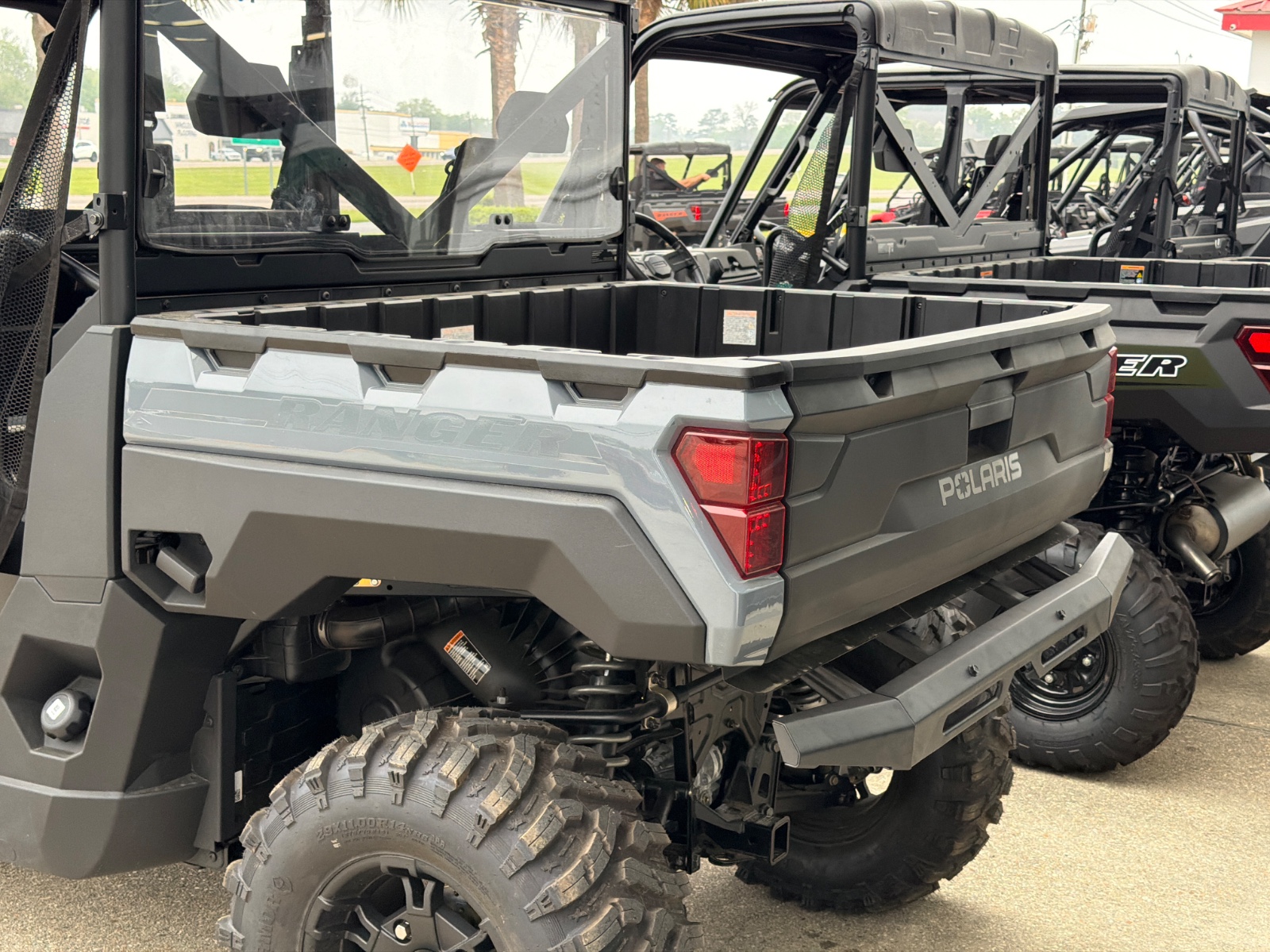 2026 POLARIS RANGER CREW XP 1000 PREMIUM STEALTH GRAY Premium