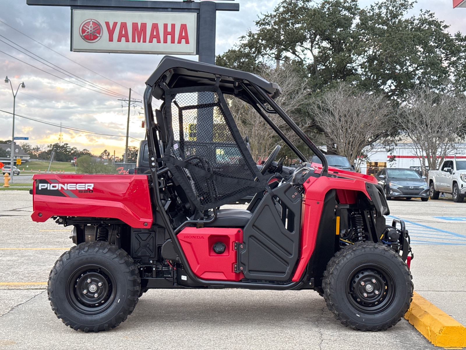 2026 HONDA Pioneer 520 Base