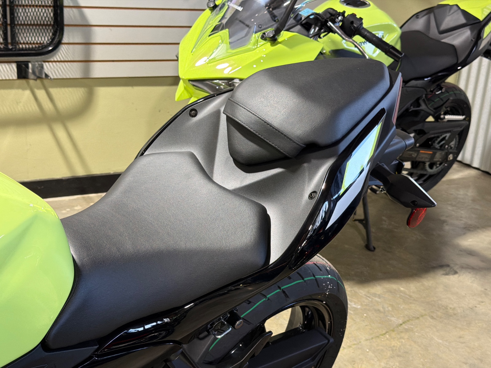 2026 KAWASAKI Ninja® 500 SE ABS