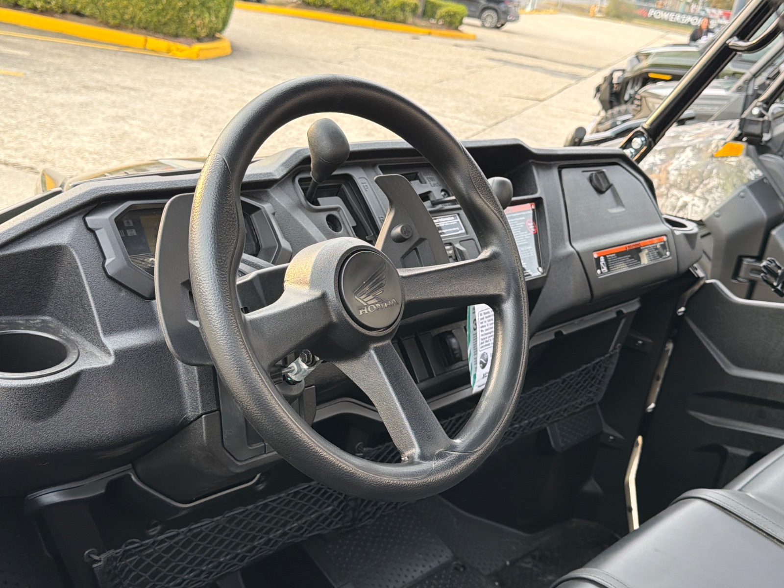 2025 HONDA Pioneer 1000 Deluxe