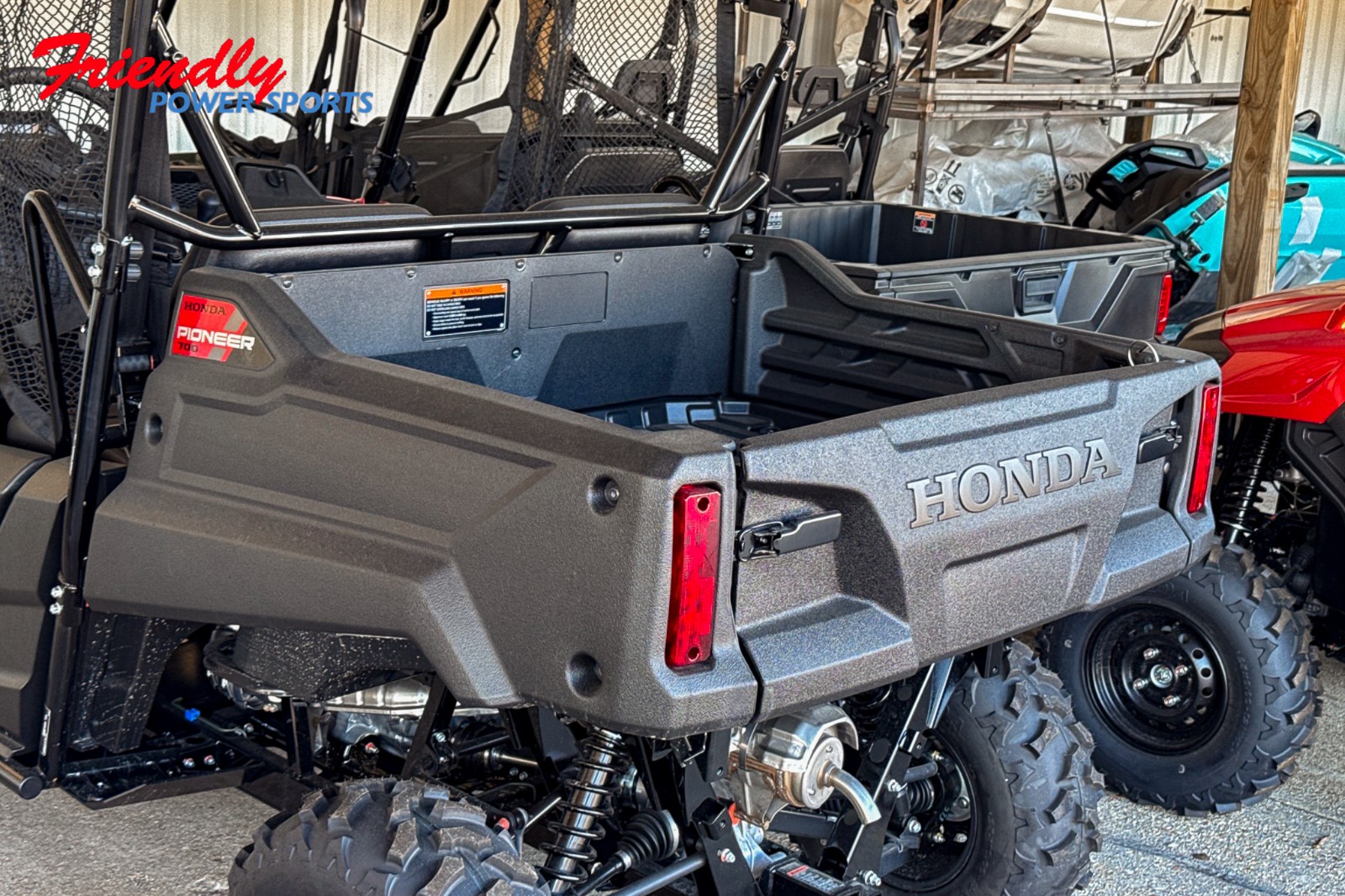 2026 HONDA Pioneer 700 Deluxe