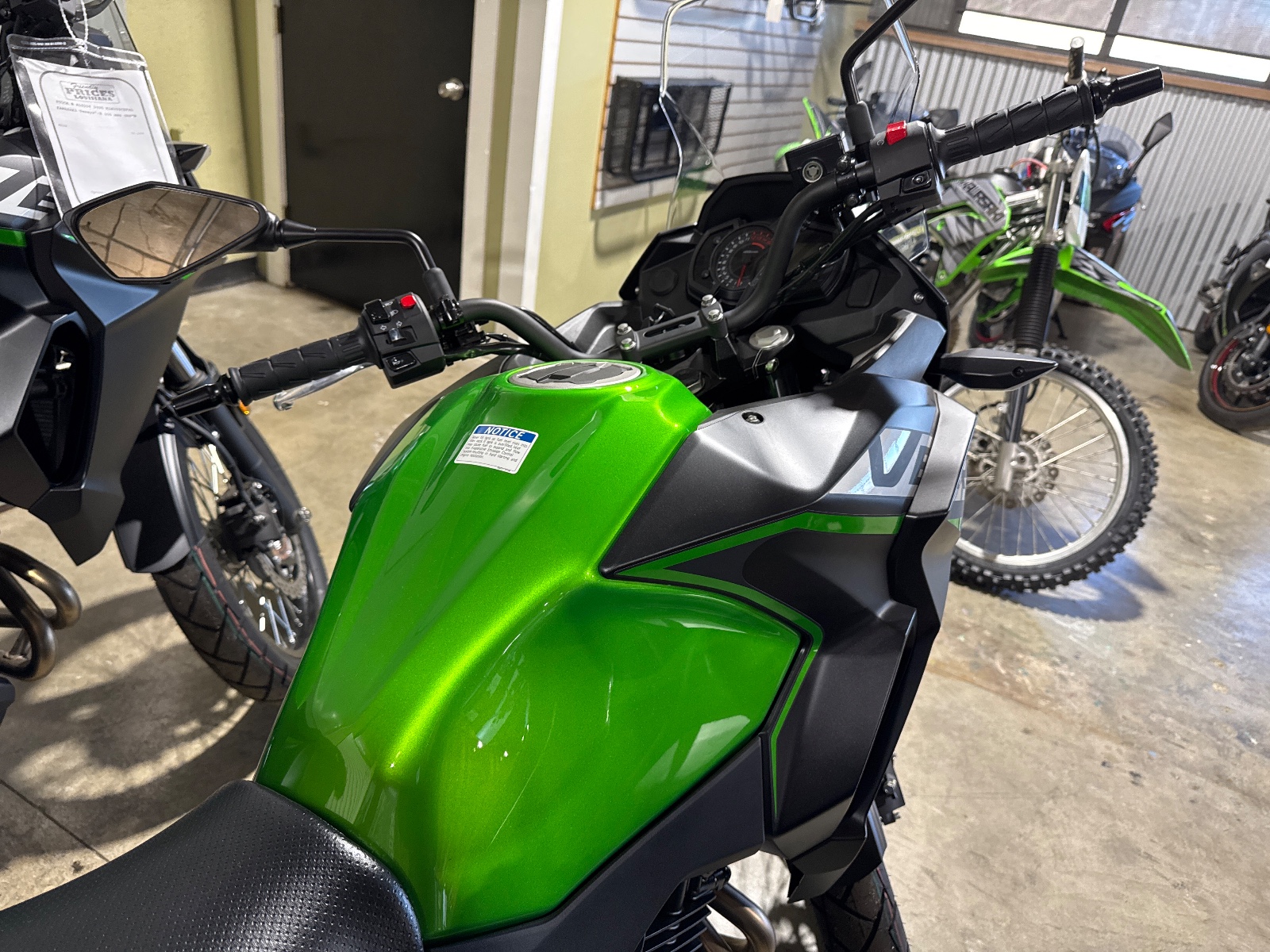 2025 KAWASAKI Versys®-X 300 ABS