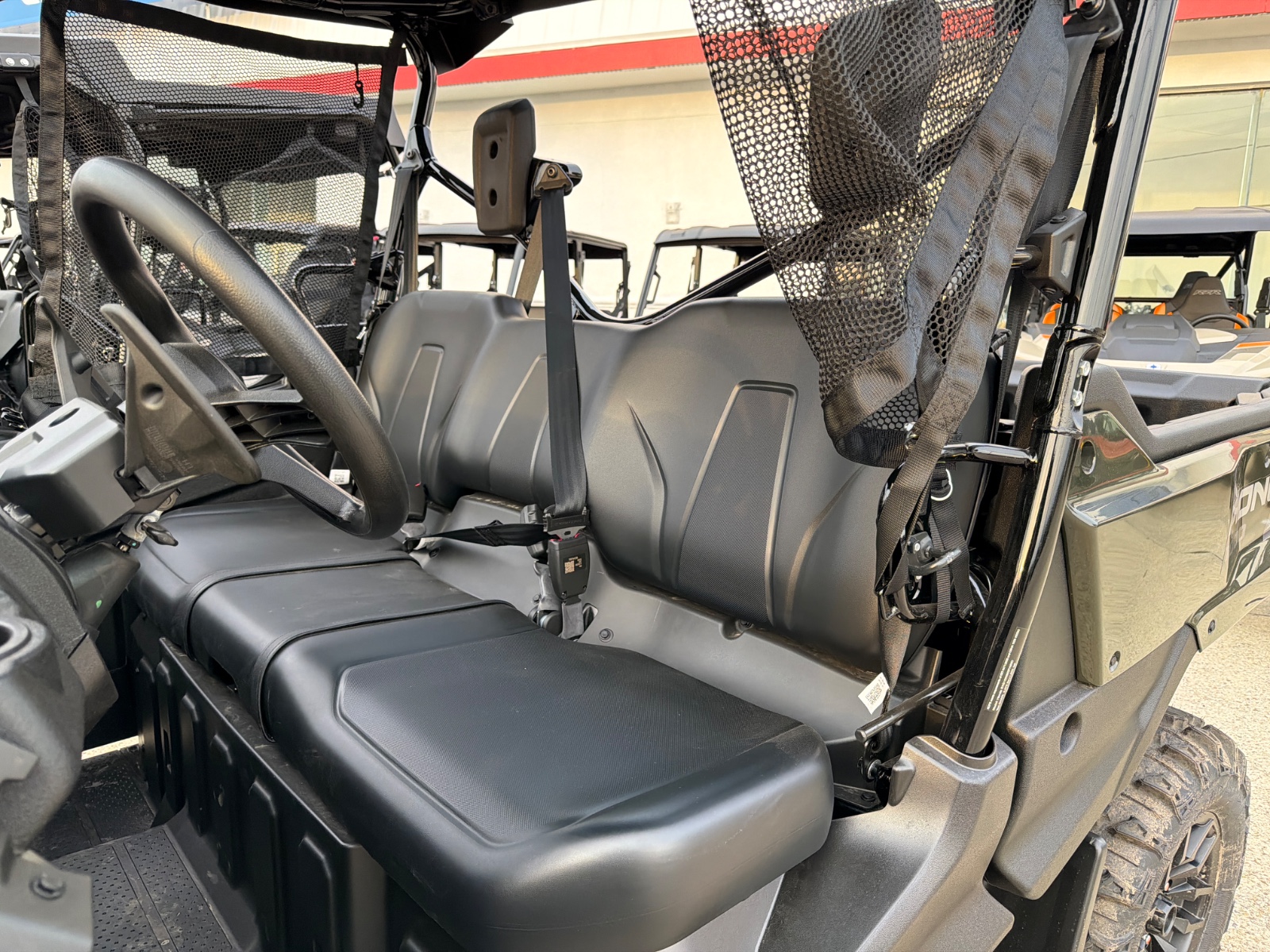 2025 HONDA Pioneer 1000 Deluxe