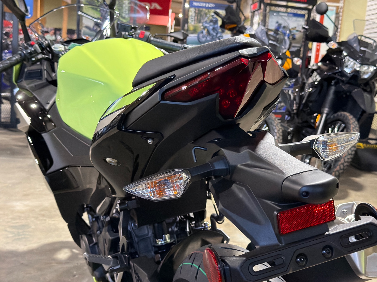 2026 KAWASAKI Ninja® 500 ABS
