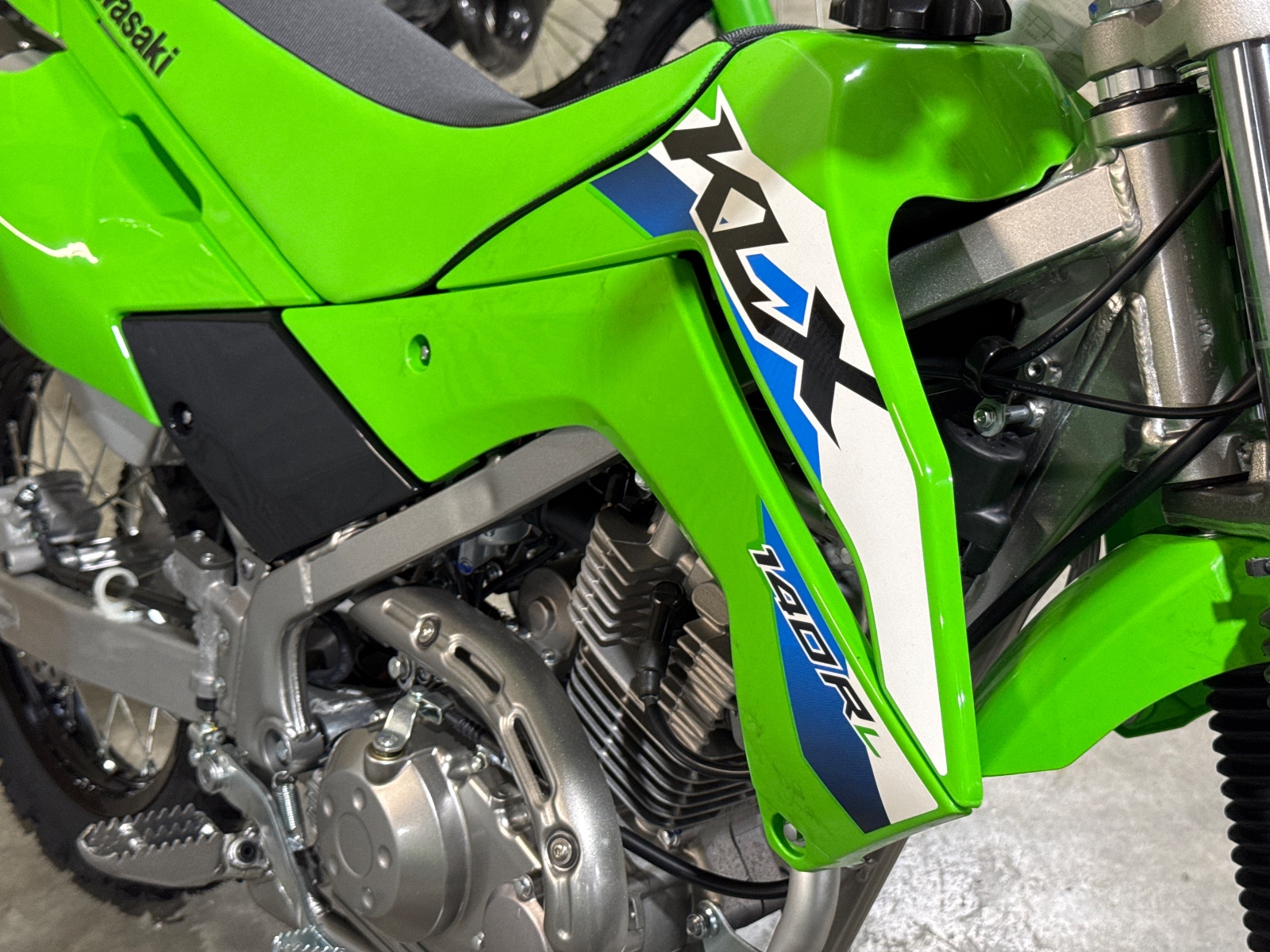2026 KAWASAKI KLX® 140R L