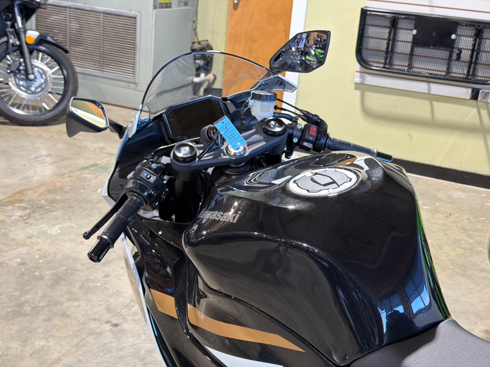 2026 KAWASAKI NINJA ZX -6R