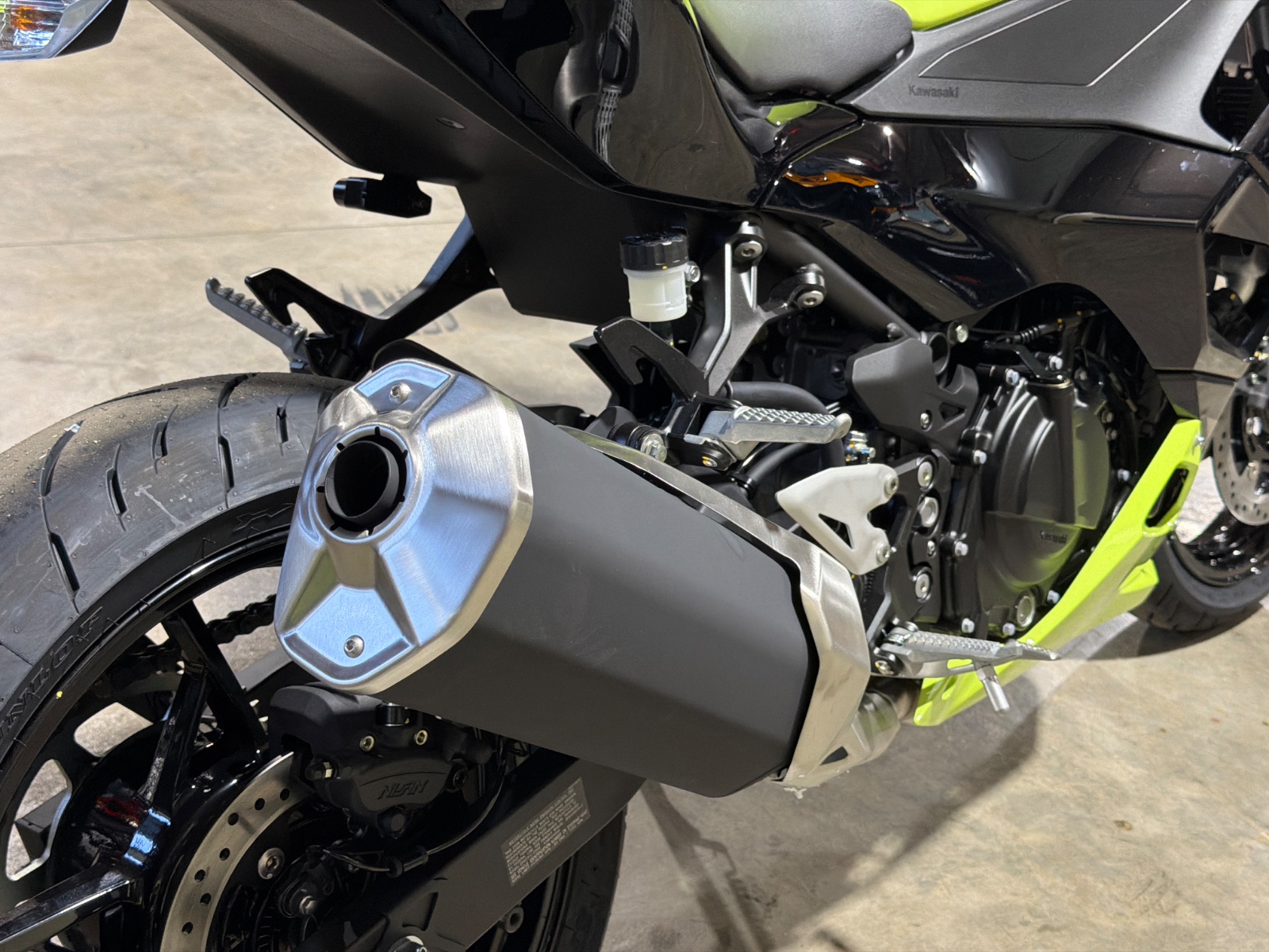 2026 KAWASAKI Ninja® 500 ABS