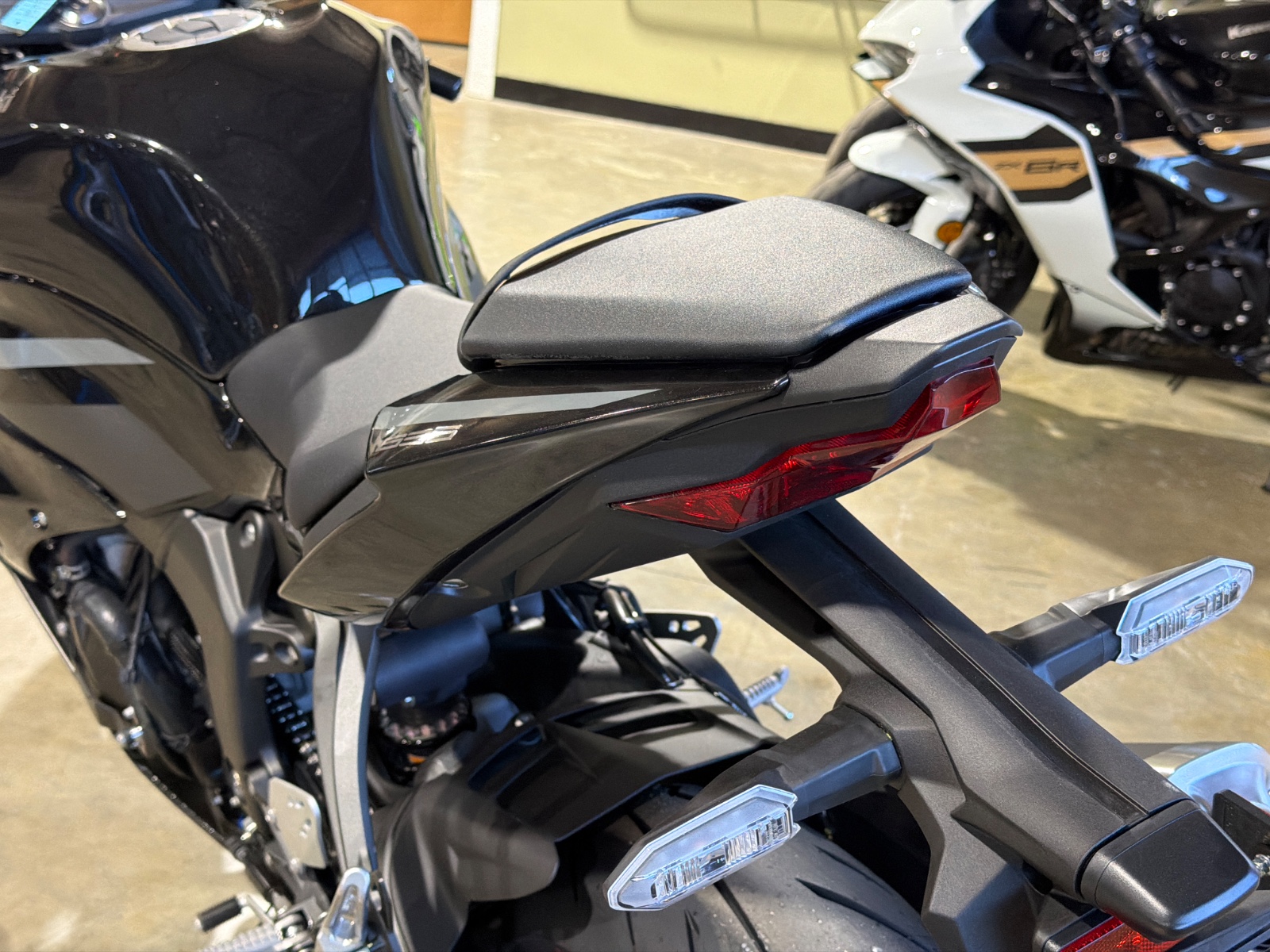 2026 KAWASAKI NINJA ZX -6R