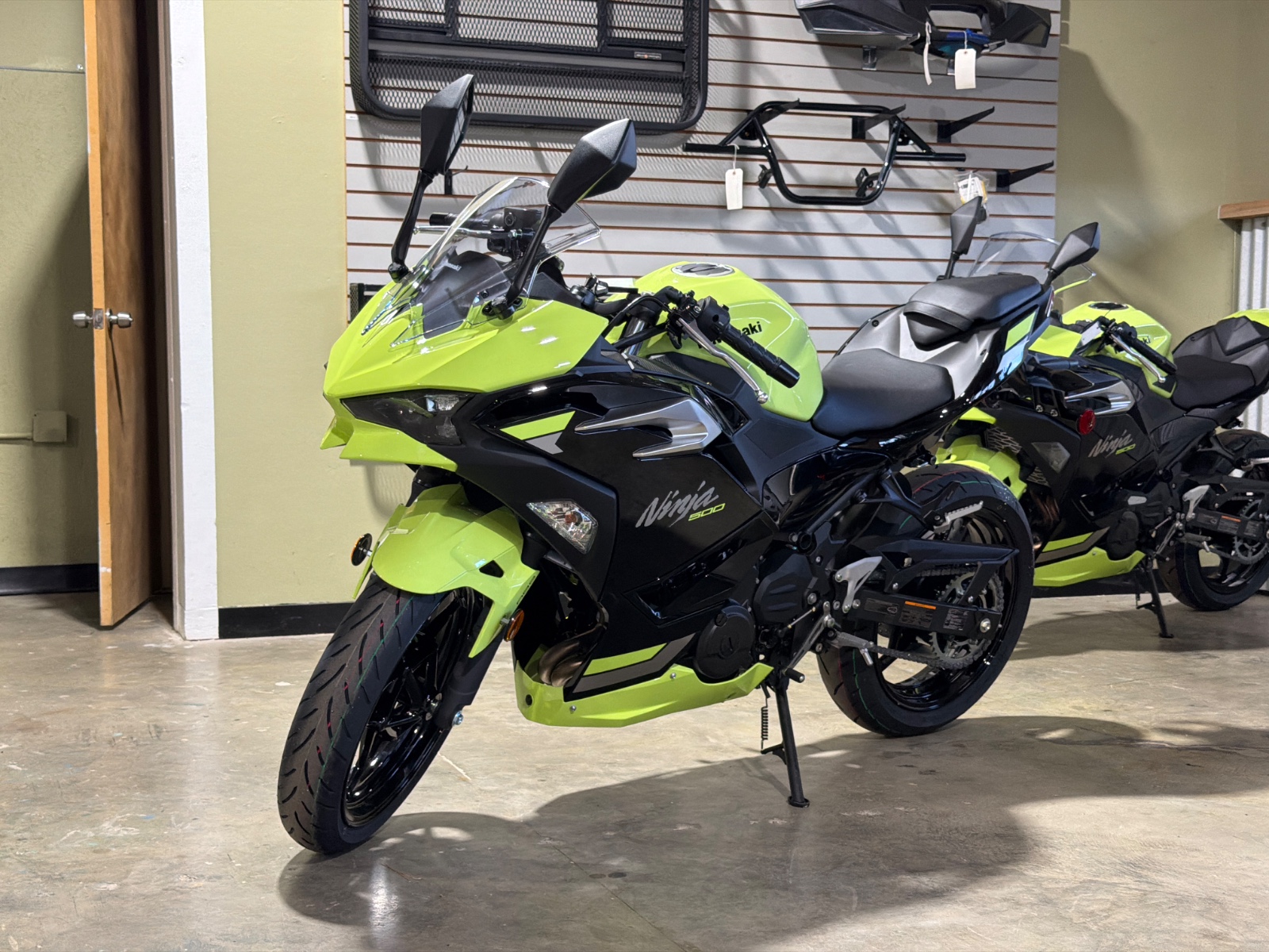 2026 KAWASAKI Ninja® 500 ABS