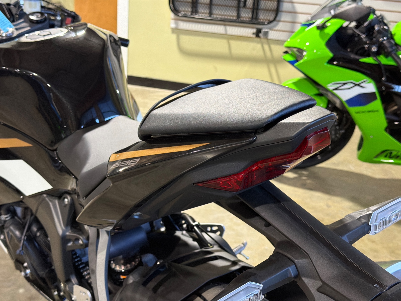 2026 KAWASAKI NINJA ZX -6R