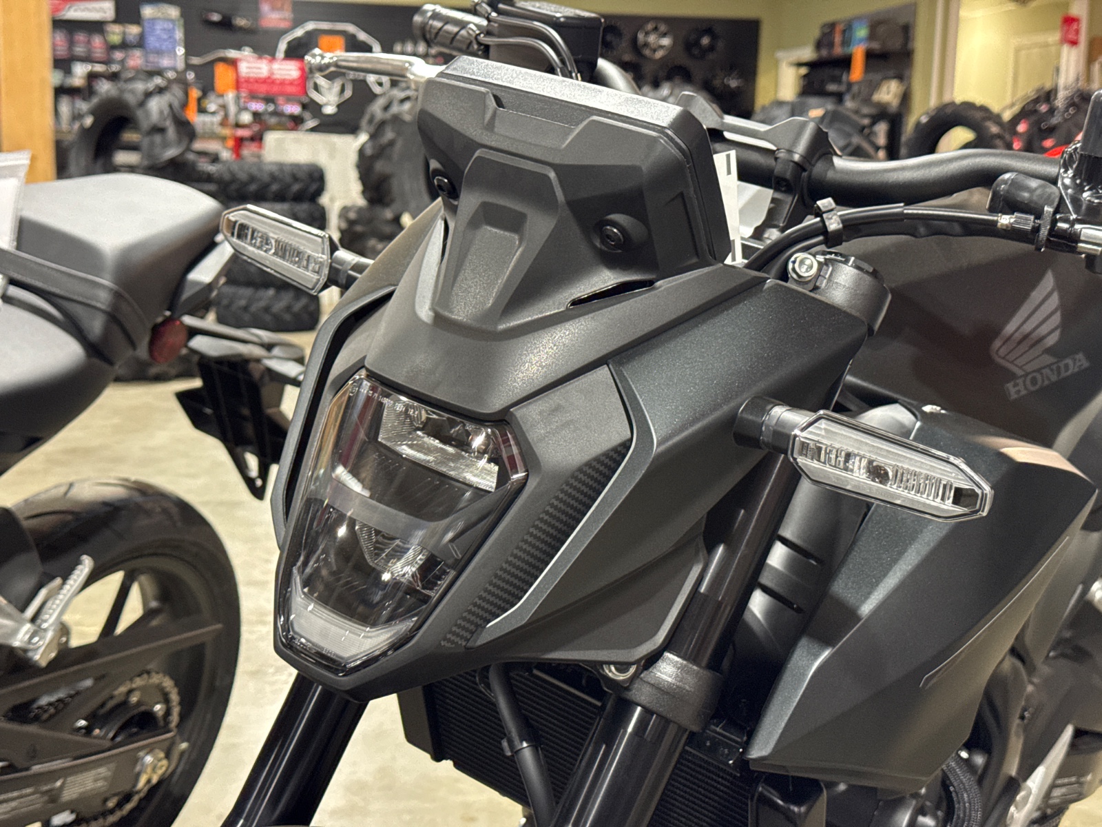 2025 HONDA CB500F ABS