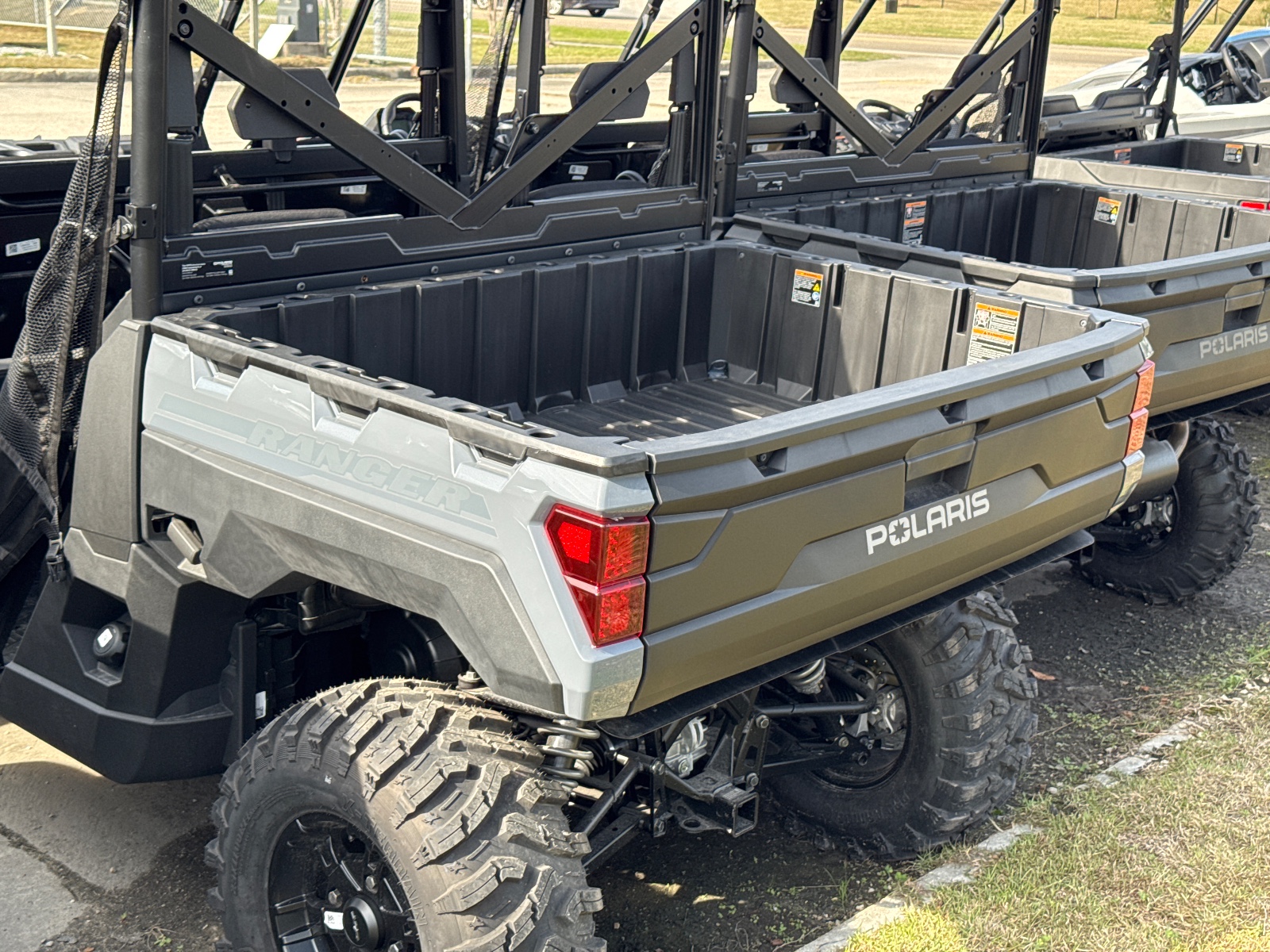 2026 POLARIS RANGER CREW XP 1000 PREMIUM STH GRAY Premium