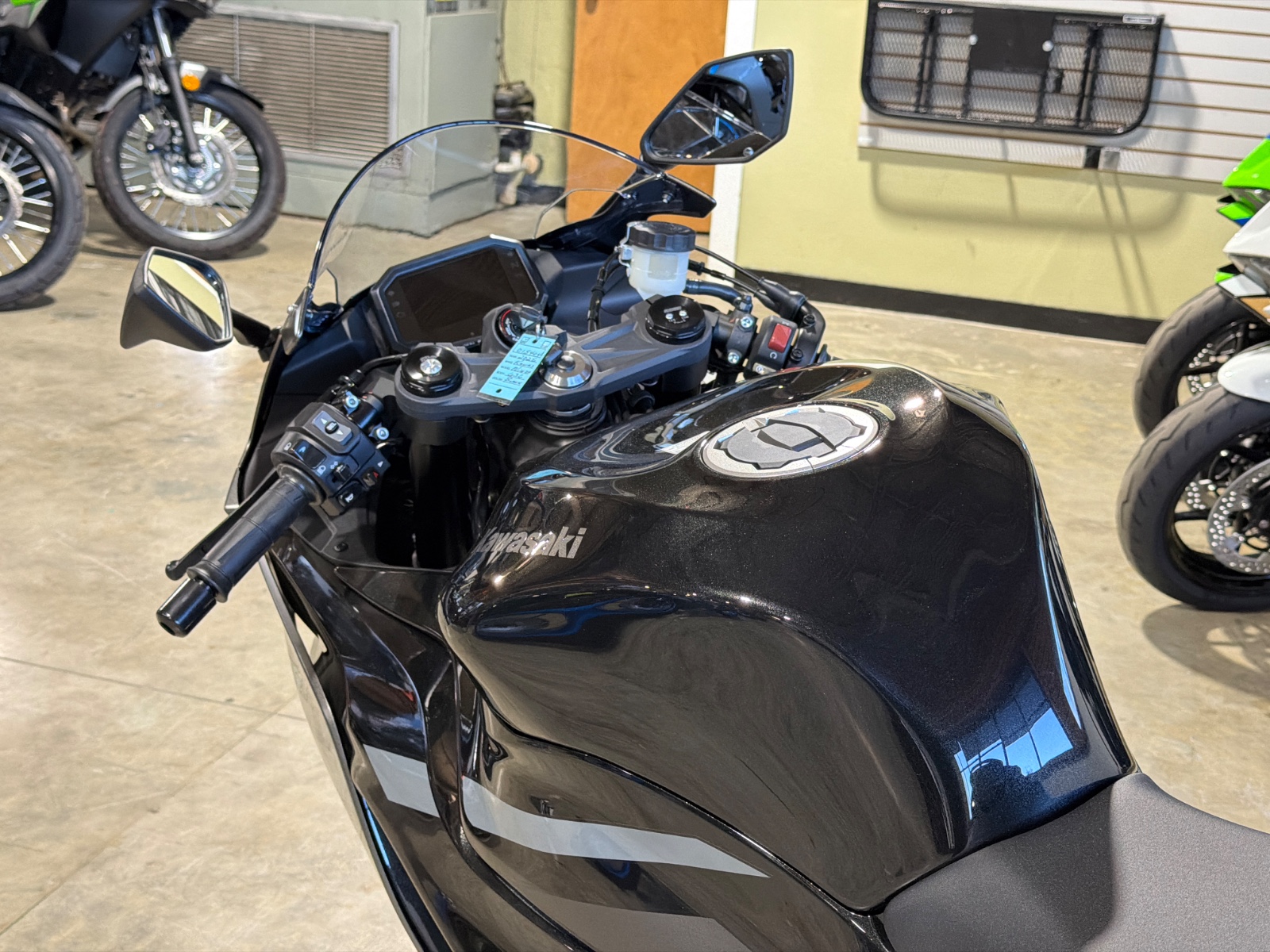 2026 KAWASAKI NINJA ZX -6R