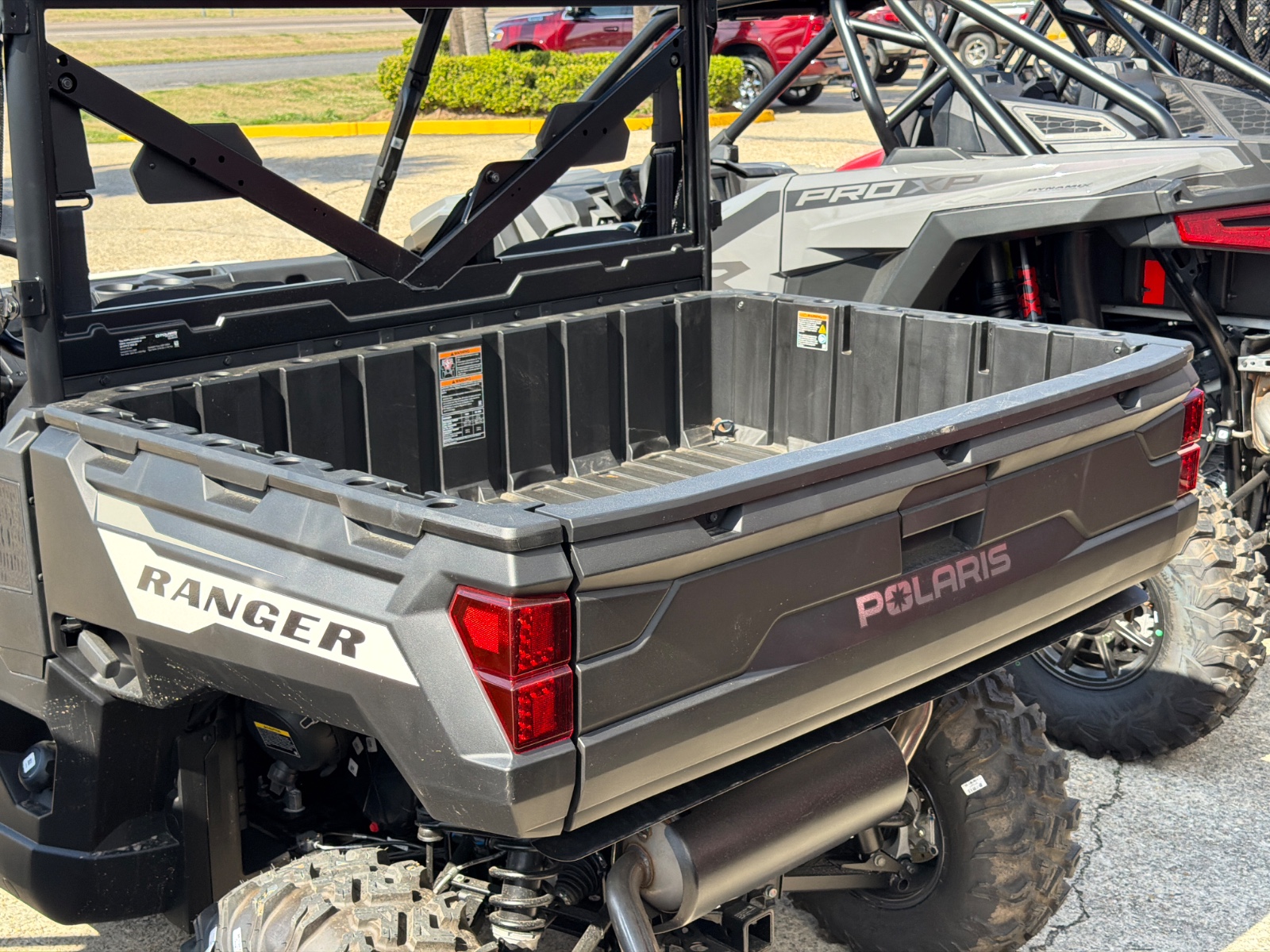 2026 POLARIS RANGER 1000 PREMIUM MIRAGE BEIGE EPS