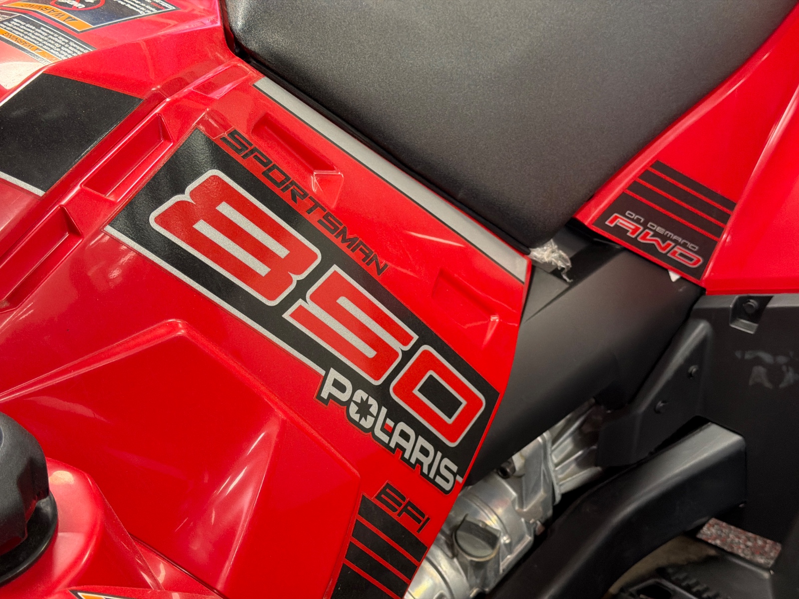 2026 POLARIS SPORTSMAN 850 MUD EDITION FURY RED Mud Edition