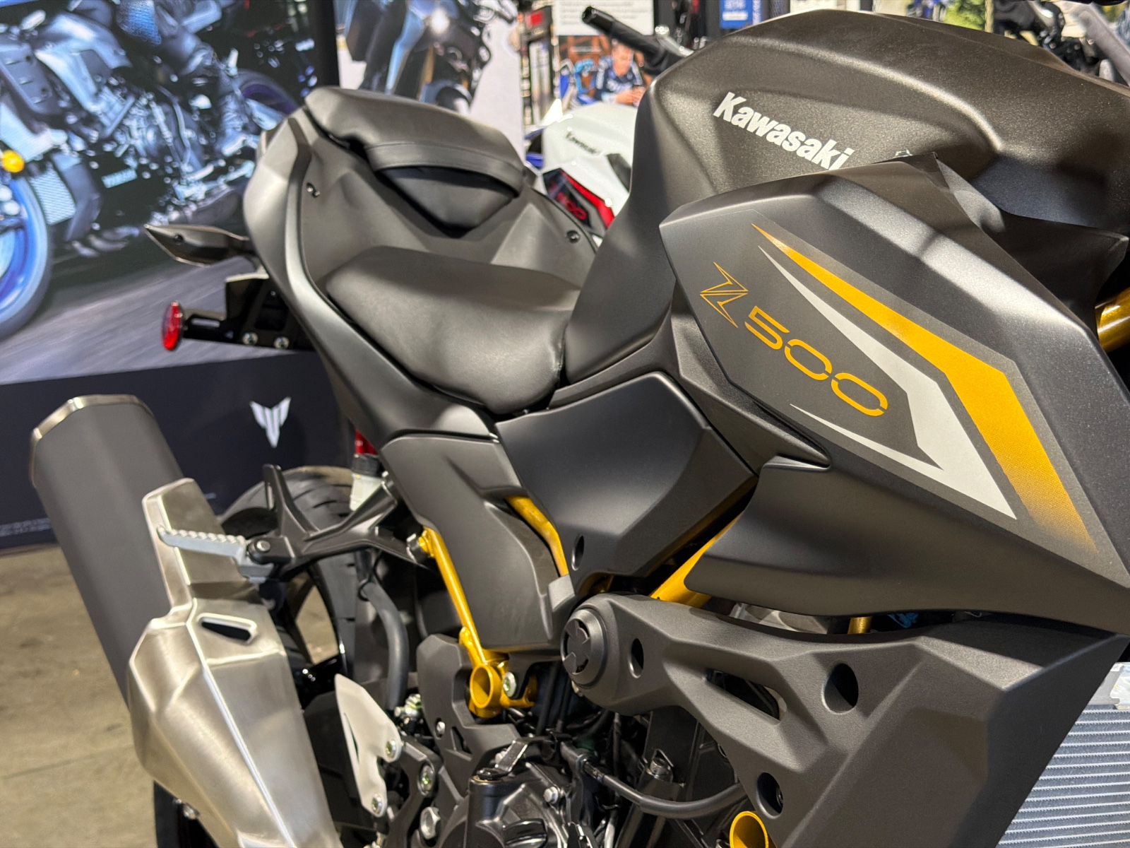 2026 KAWASAKI Z500 ABS