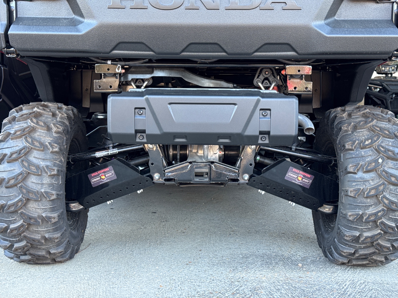 2025 HONDA Pioneer 1000-6 Crew Deluxe