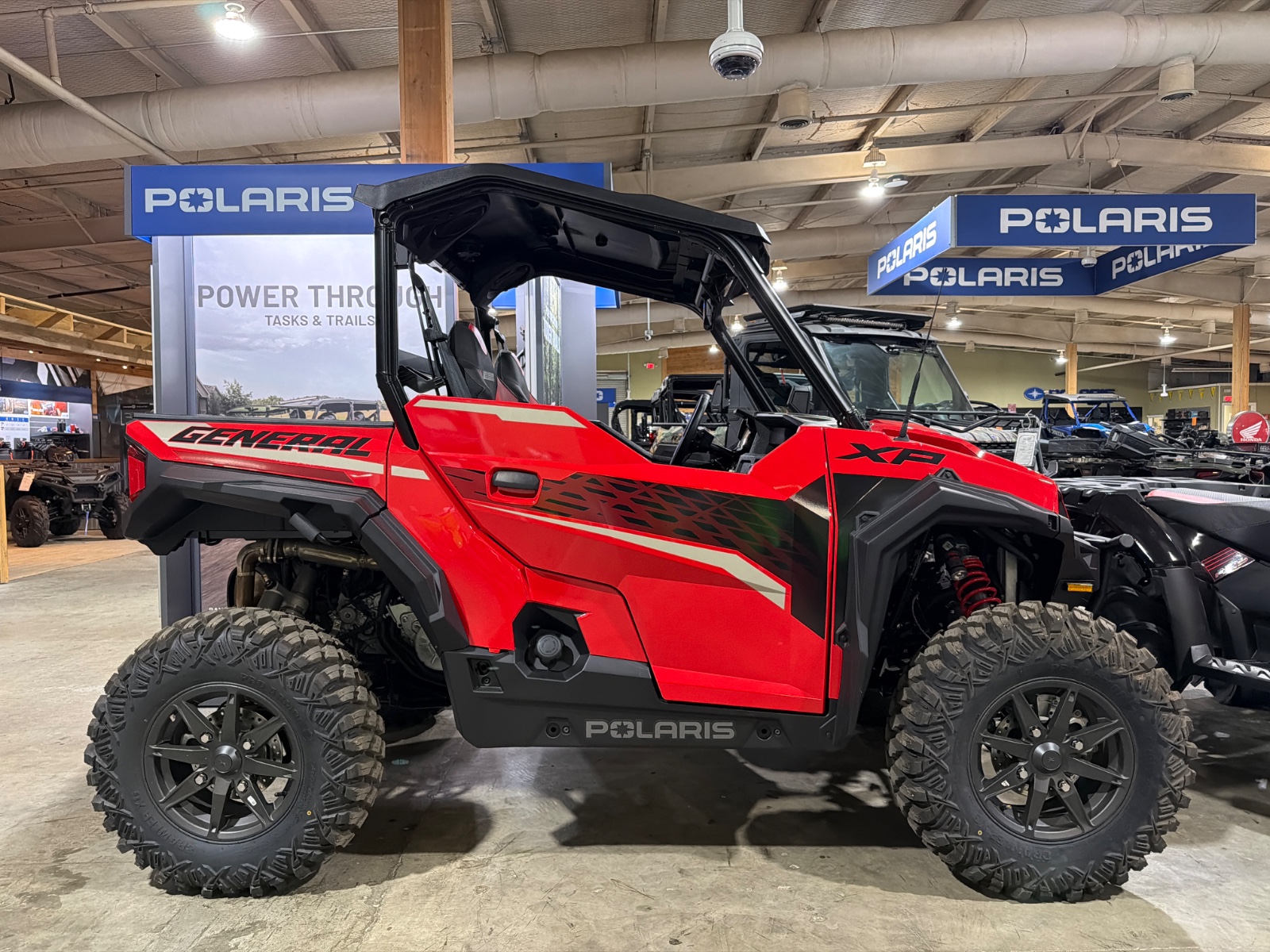 2025 POLARIS GENERAL XP 1000 ULTIMATE - INDY RED Ultimate